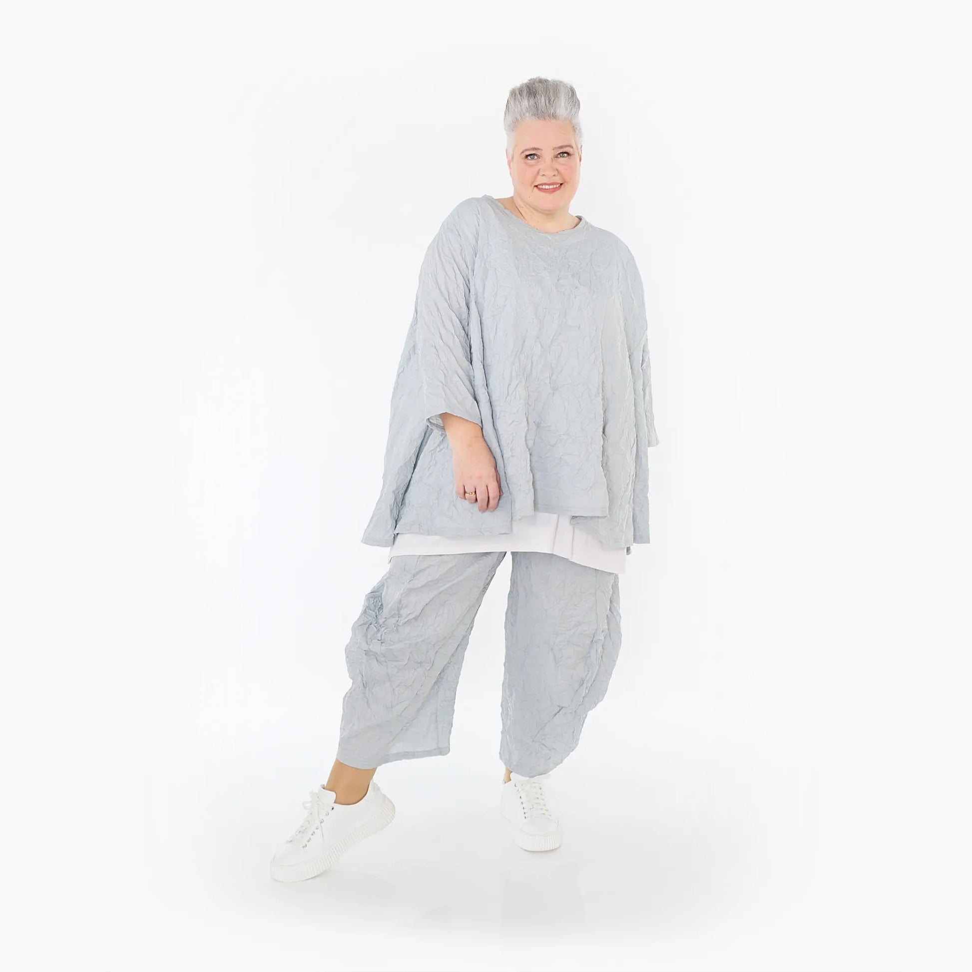 A-Form Bigshirt von AKH Fashion aus Materialmix, 1372.00593, Hellgrau, Ausgefallen, Zeitlos