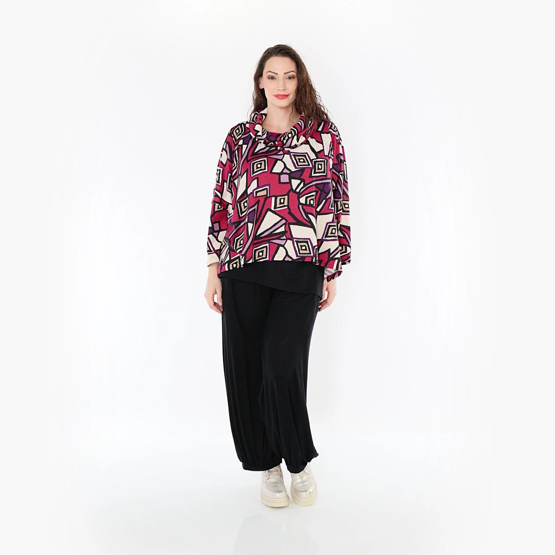 AKH Fashion Bigshirt in kastiger Form, aus Viskose, 1397.03019, Fuchsia-Schwarz-Creme, Aztec