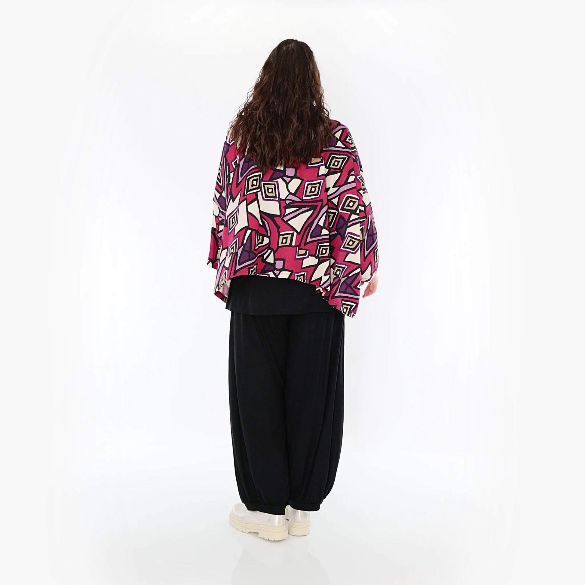 AKH Fashion Bigshirt in kastiger Form, aus Viskose, 1397.03019, Fuchsia-Schwarz-Creme, Aztec