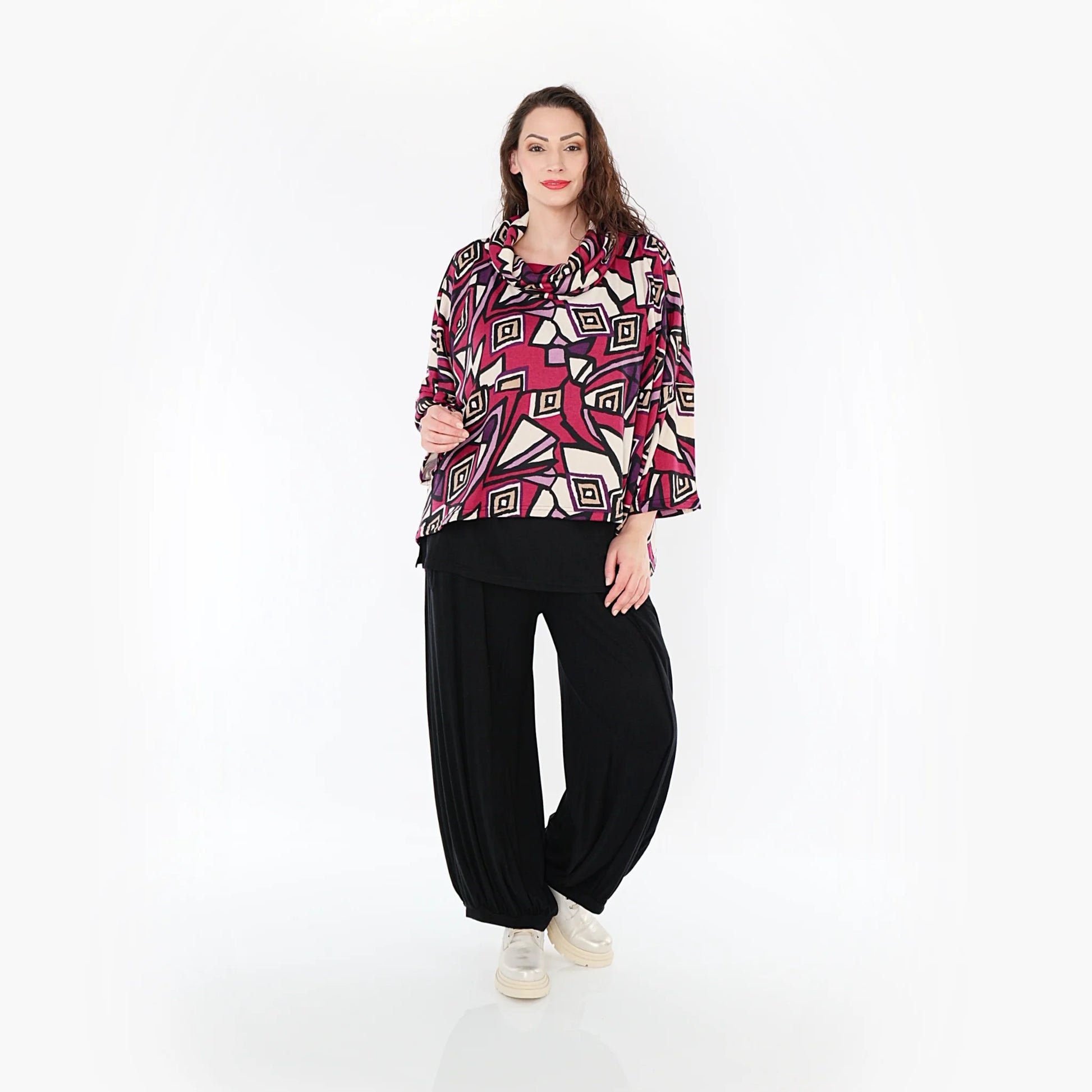 AKH Fashion Bigshirt in kastiger Form, aus Viskose, 1397.03019, Fuchsia-Schwarz-Creme, Aztec