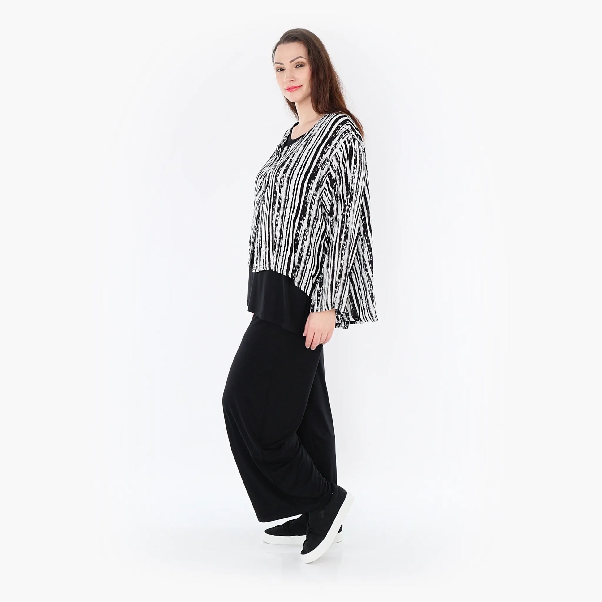 AKH Fashion Jacke in gerundeter Form, aus Viskose, 1406073, Schwarz/Weiß, Pinselstrich