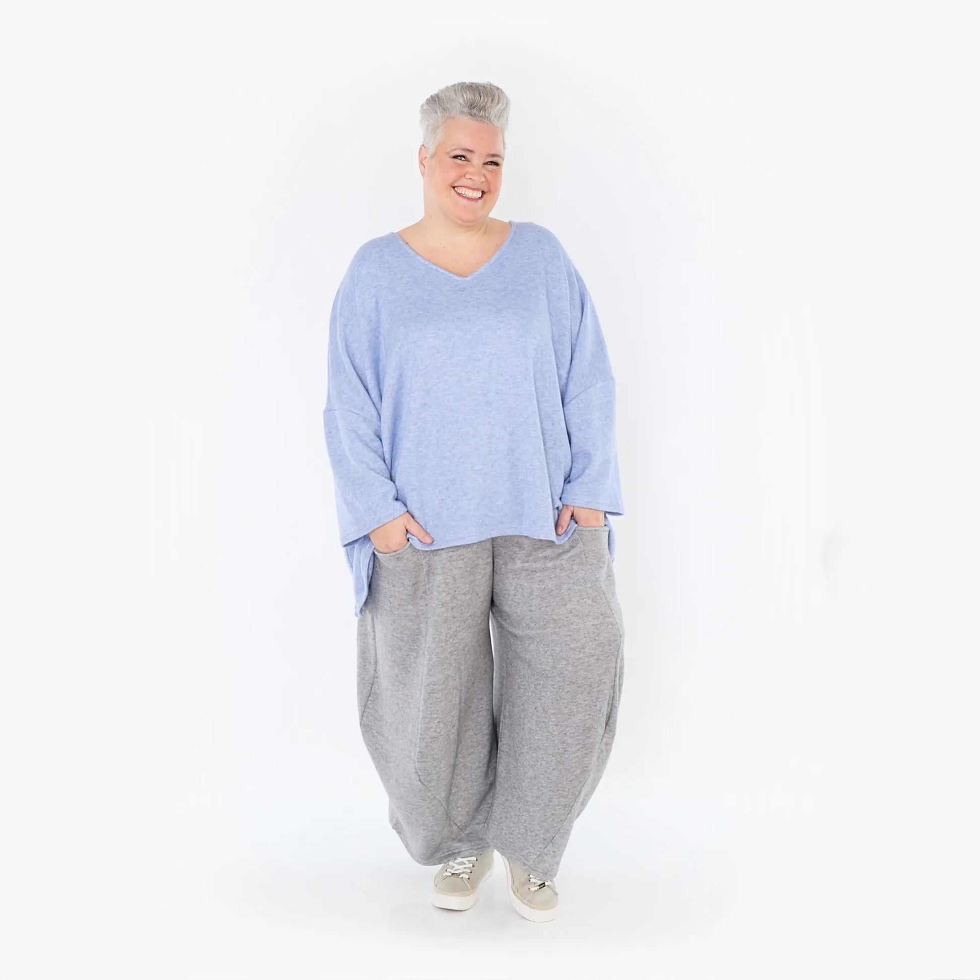 AKH Fashion Bigshirt in kastiger Form, aus Viskose, 1429.06993, Hellblau, Schick, Modern
