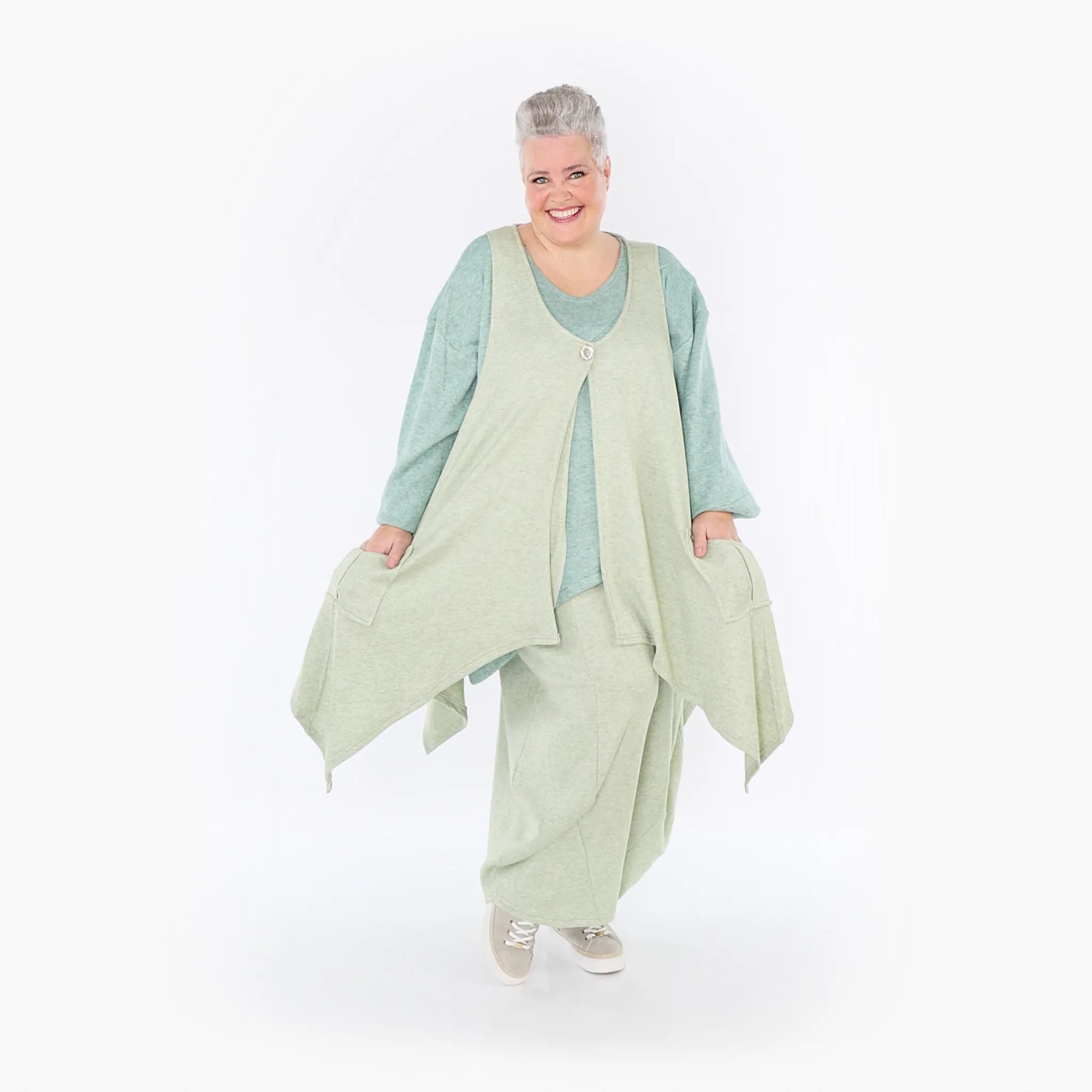 A-Form Weste von AKH Fashion aus Viskose, 1429.00110, Apfelgrün, Schick, Modern, Bequem