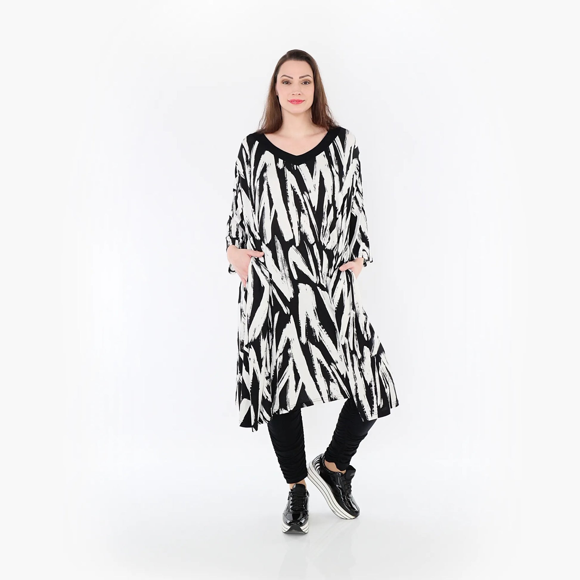 A-Form Kleid von AKH Fashion aus Viskose, 1439.07022, Weiß/Schwarz, Schick, Modern, Bequem