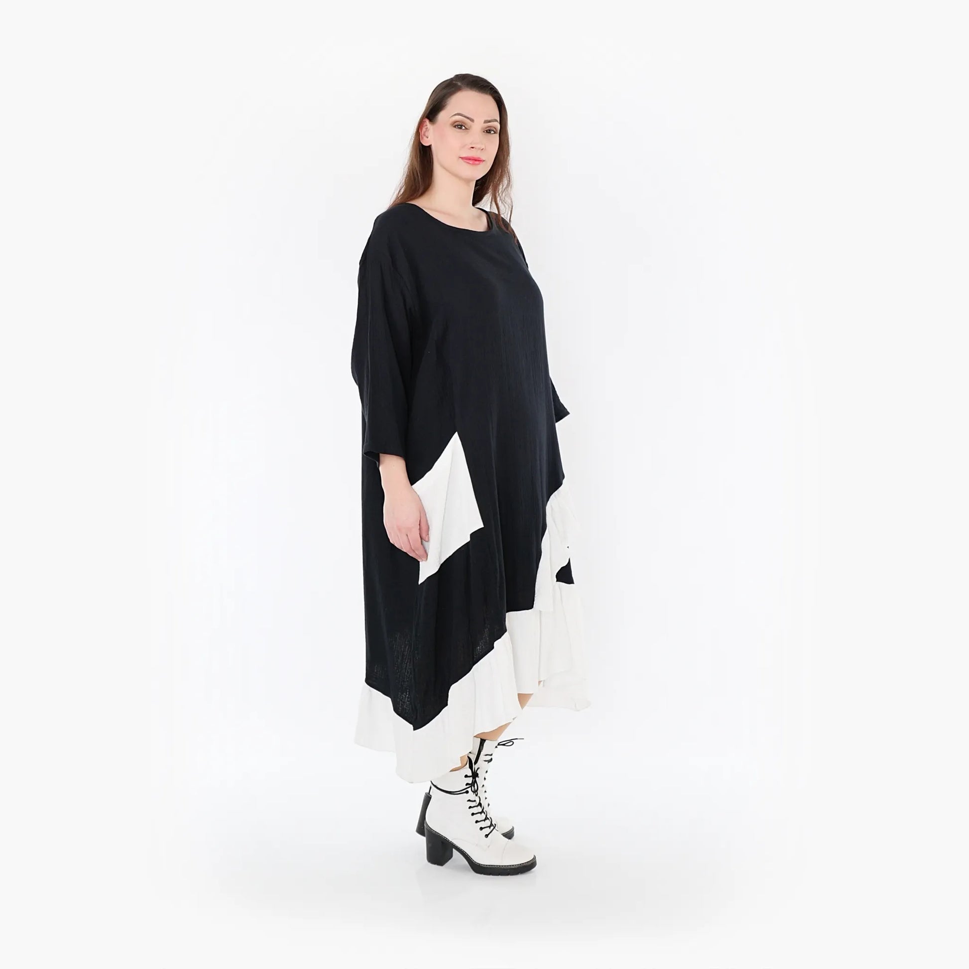 AKH Fashion Kleid in asymmetrischer Form, aus Baumwolle, 1440.07024, Schwarz/Weiß, Schick