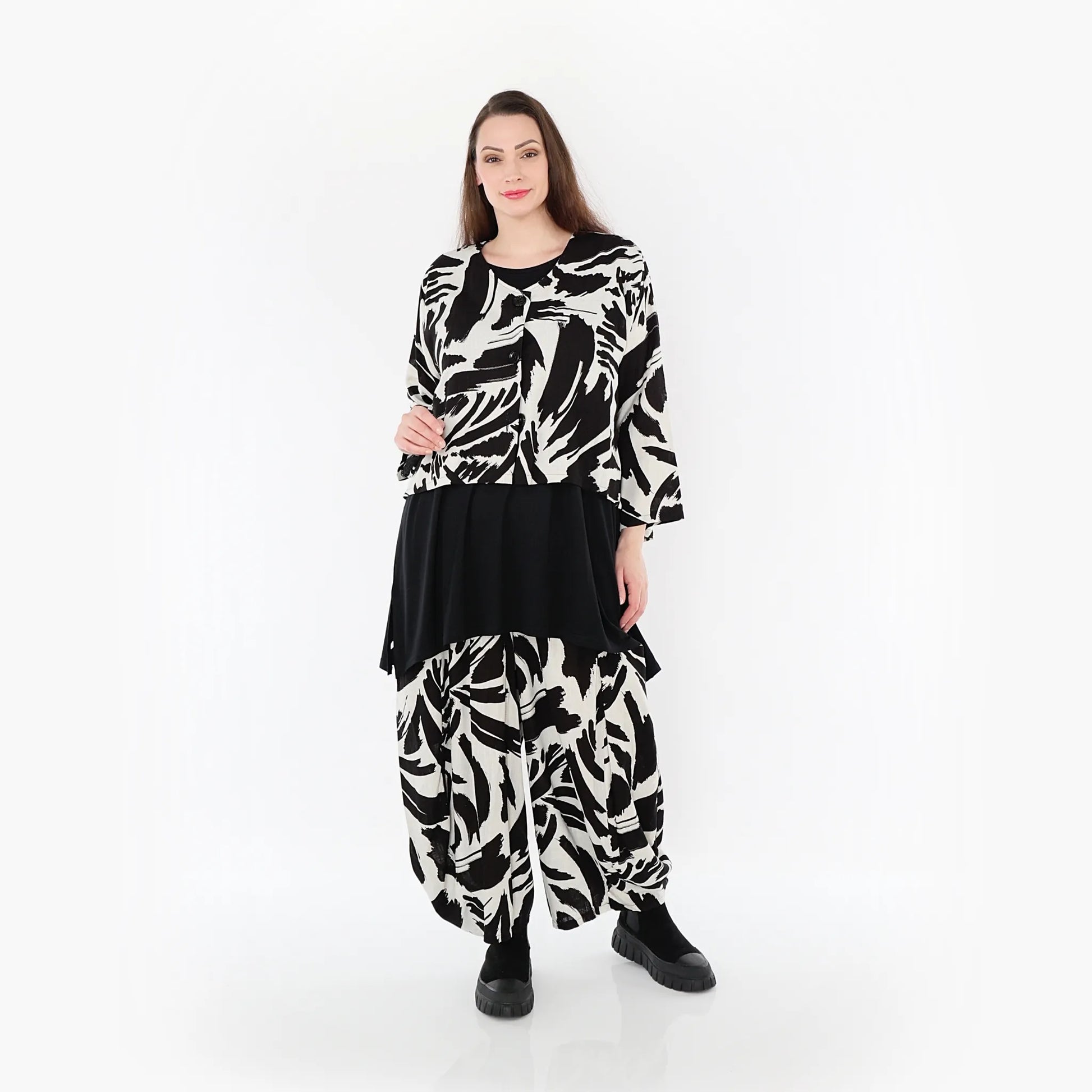 AKH Fashion Jacke in gerundeter Form, aus Viskose, 1442.00130, Ecru/Schwarz, Schick