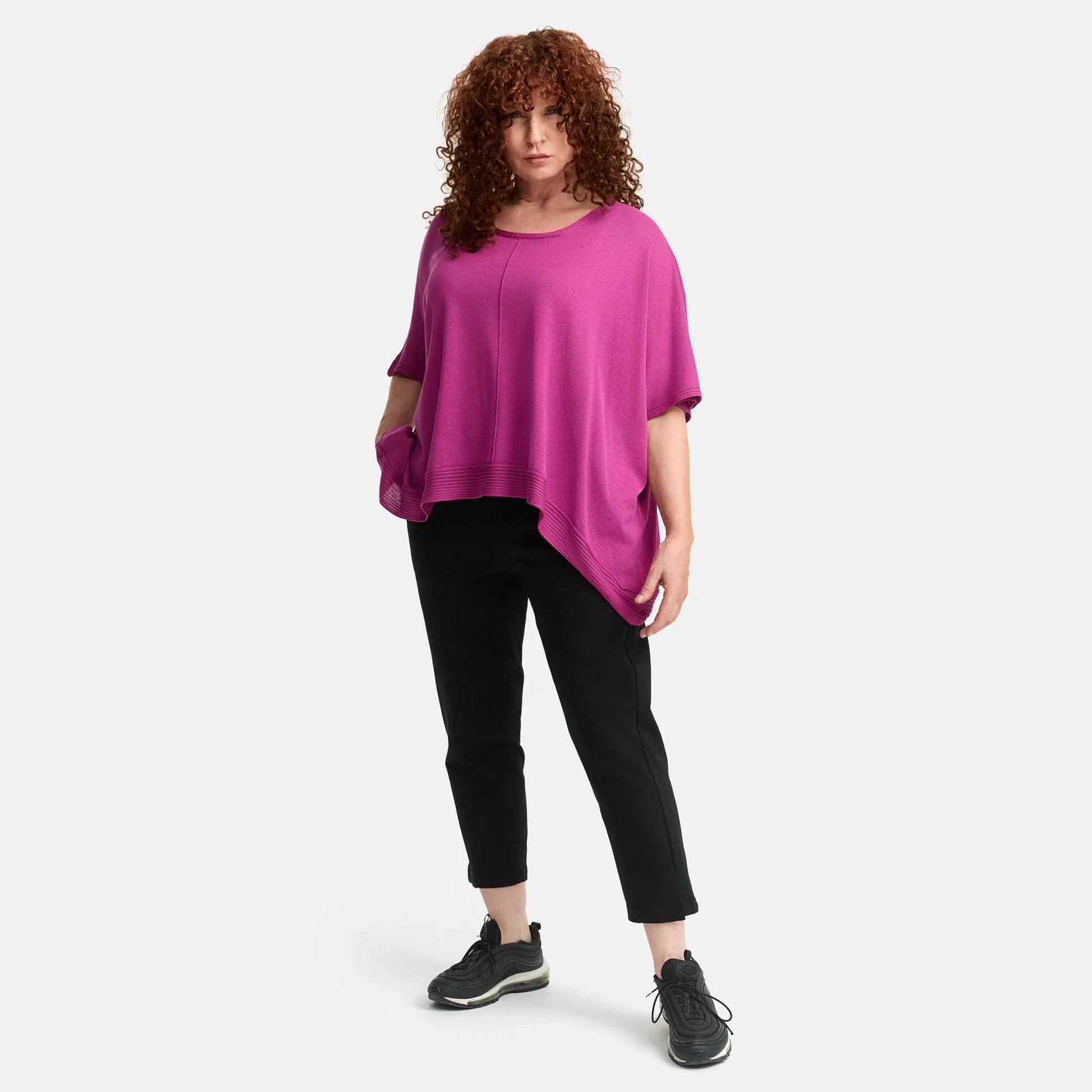 Amandine Pullover in kastiger Form, aus Viskose, A2803, Fuchsia, Schick, Modern, Bequem