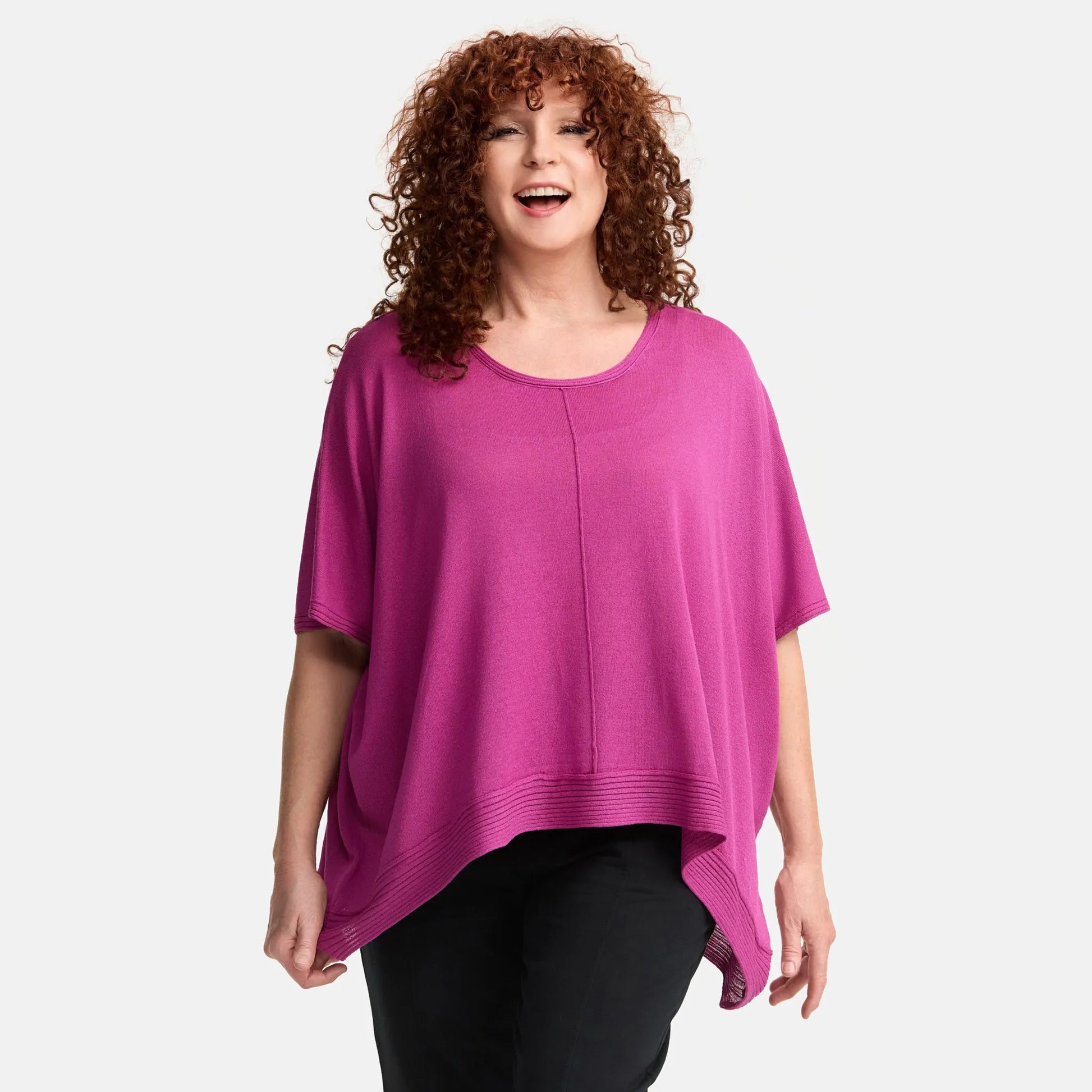 Amandine Pullover in kastiger Form, aus Viskose, A2803, Fuchsia, Schick, Modern, Bequem