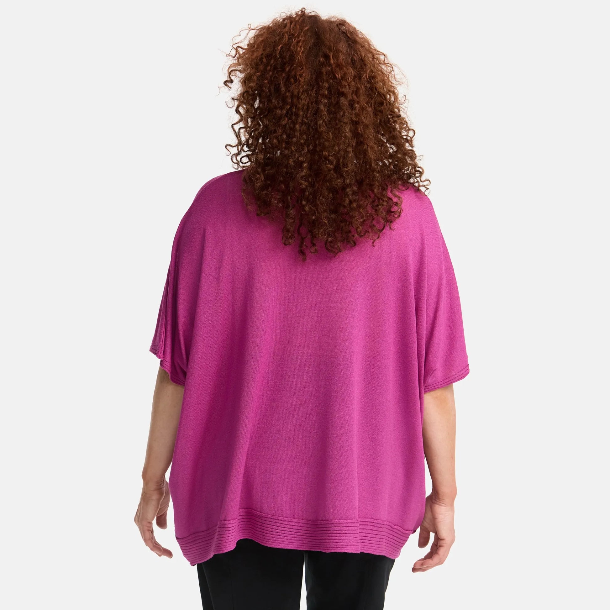 Amandine Pullover in kastiger Form, aus Viskose, A2803, Fuchsia, Schick, Modern, Bequem