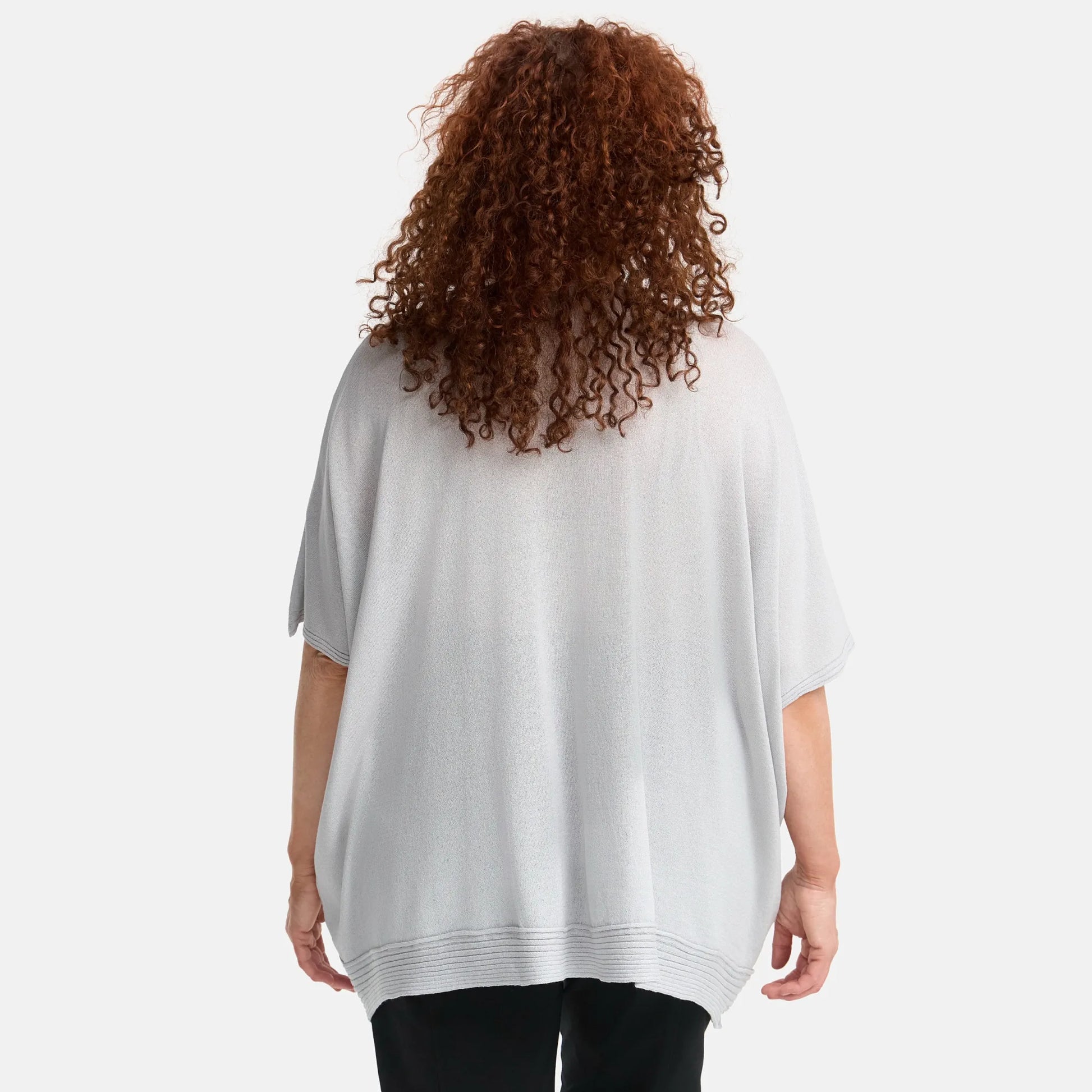 Amandine Pullover in kastiger Form, aus Viskose, A2803, Hellgrau, Schick, Modern, Bequem
