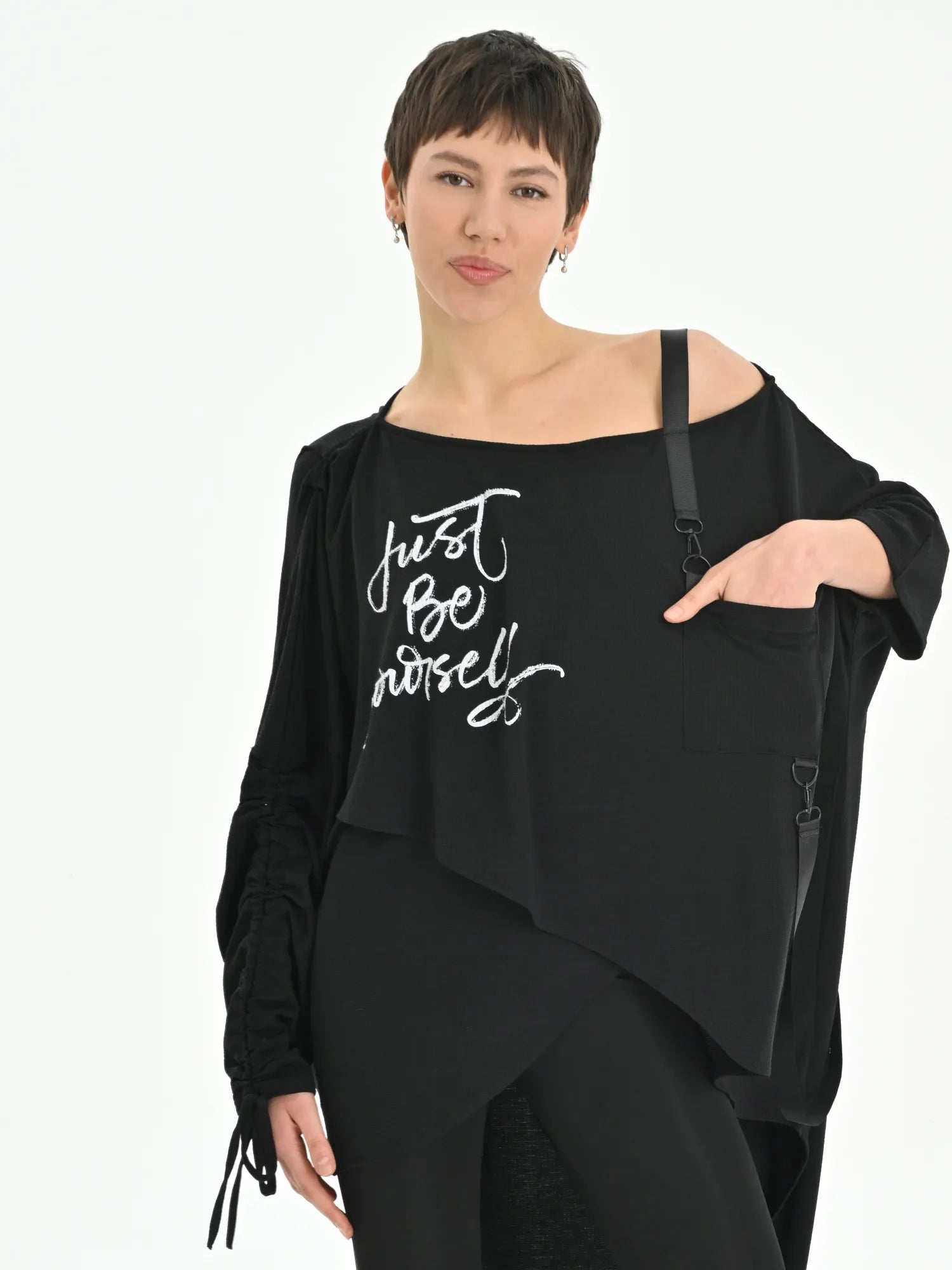 Just Angels Bluse in Vokuhila-Form, aus Baumwolle, 1002, Schwarz, Schick, Modern, Bequem