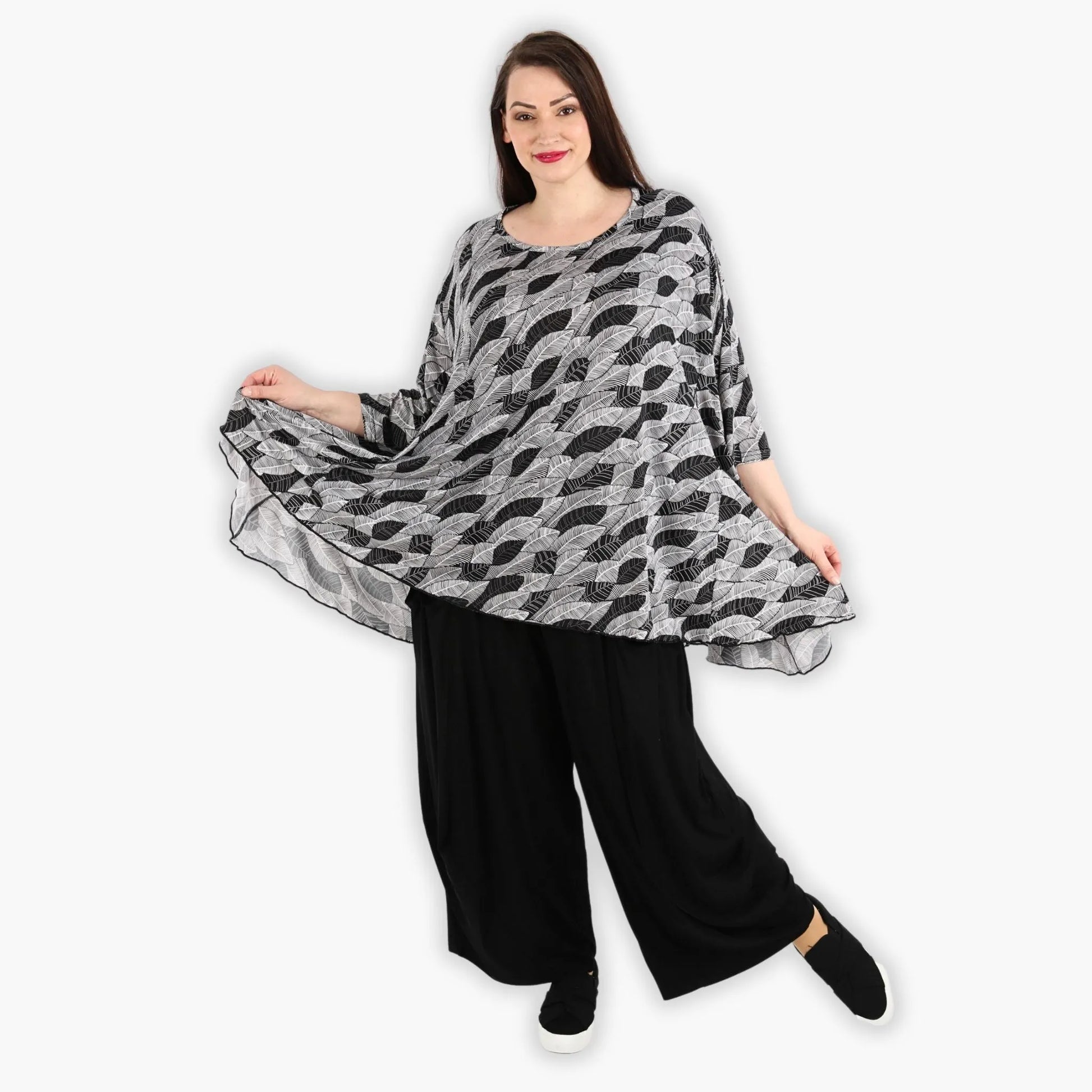 A-Form Bigshirt von AKH Fashion aus Viskose, 1287.00593, Schwarz-Weiß, Blumen, Schick