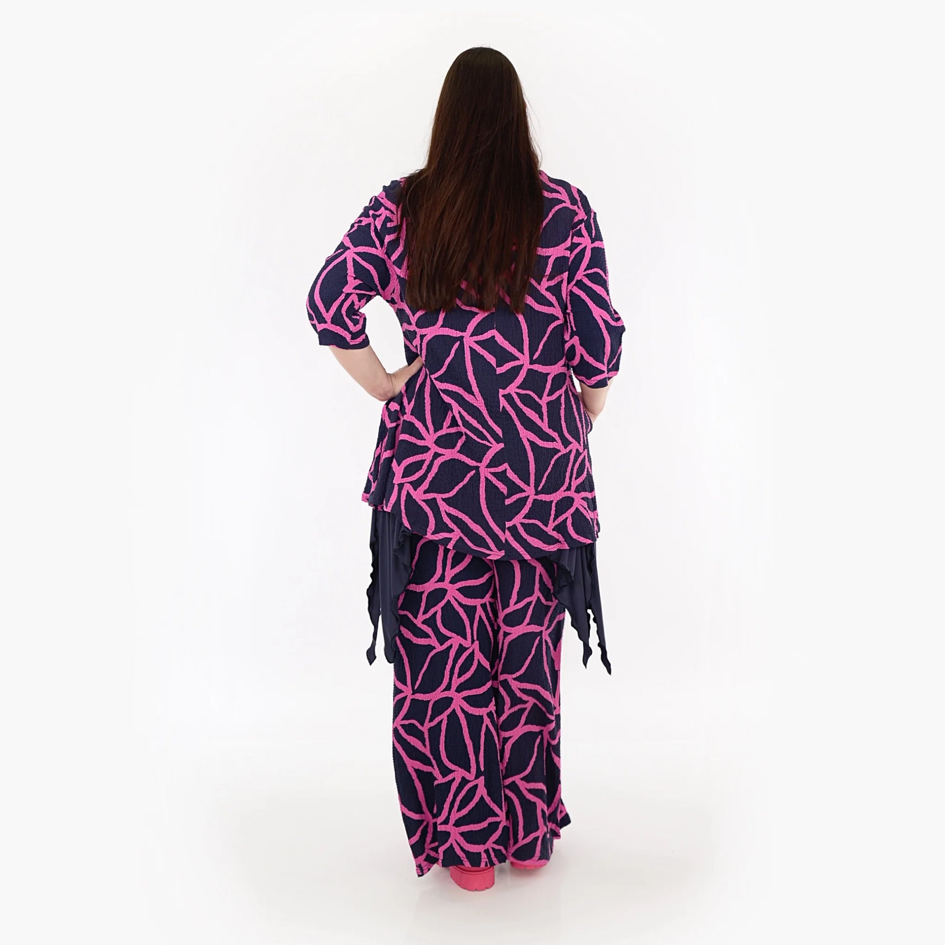 AKH Fashion Shirt in Glocken-Form, aus Viskose, 1317.01892, Marine-Fuchsia, Grafik