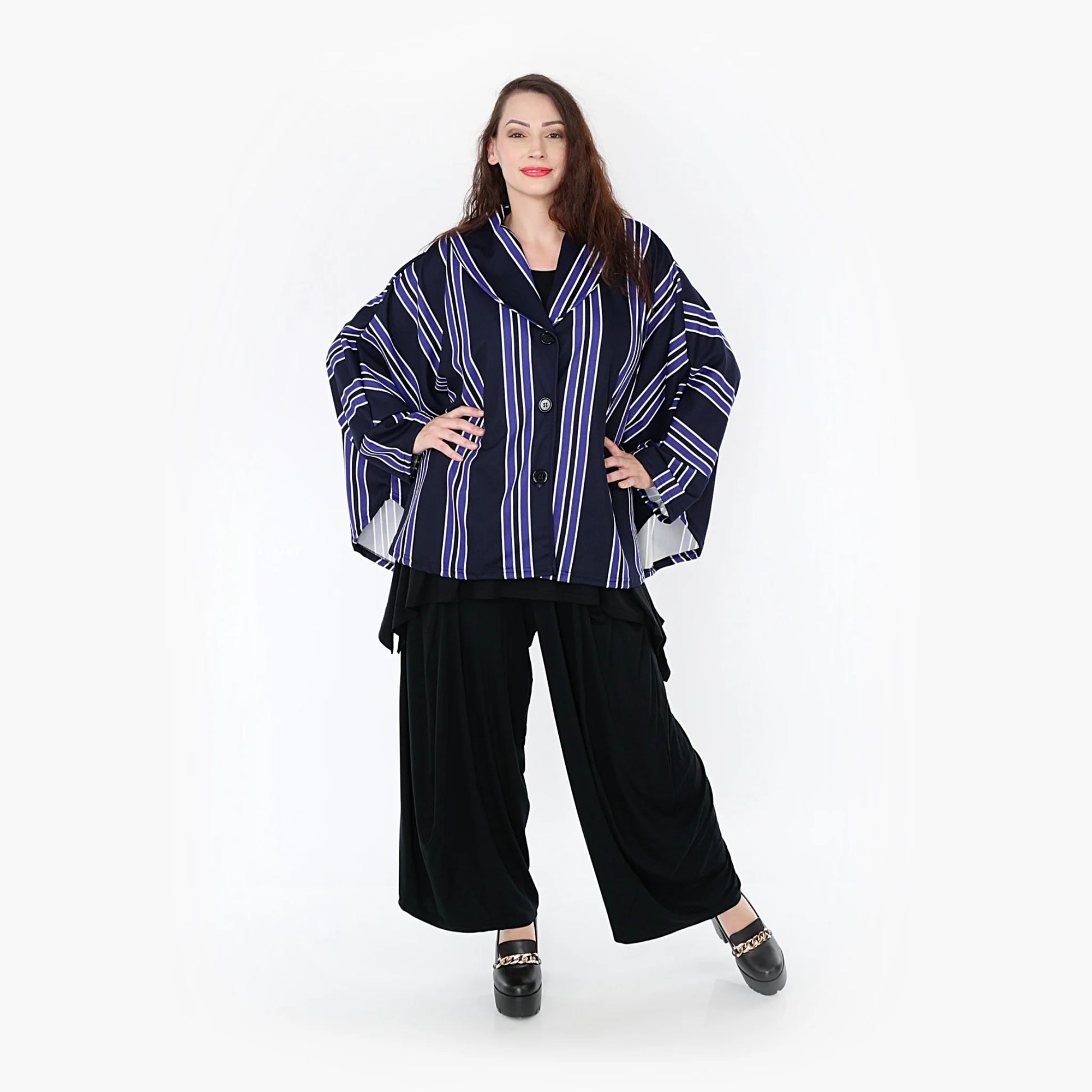 AKH Fashion Jacke in gerundeter Form, aus Materialmix, 1331.00140, Blau-Marine-Weiß