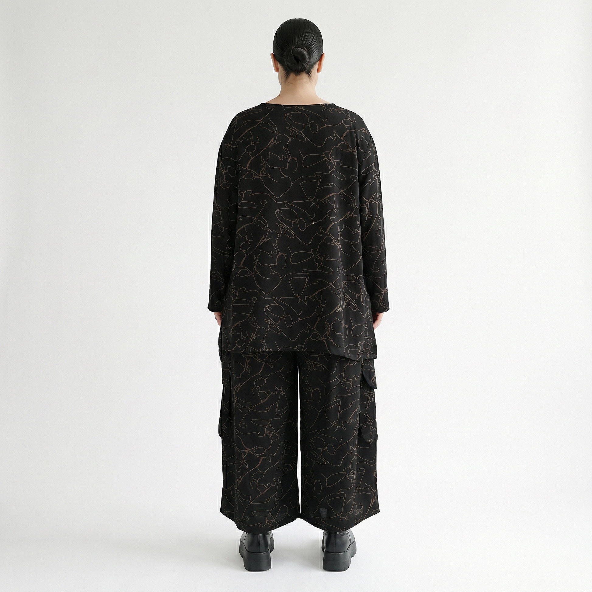  A-Form Bigshirt von AKH Fashion aus Viskose, 1545.00593, Schwarz/Braun, Kringel, Ausgefallen