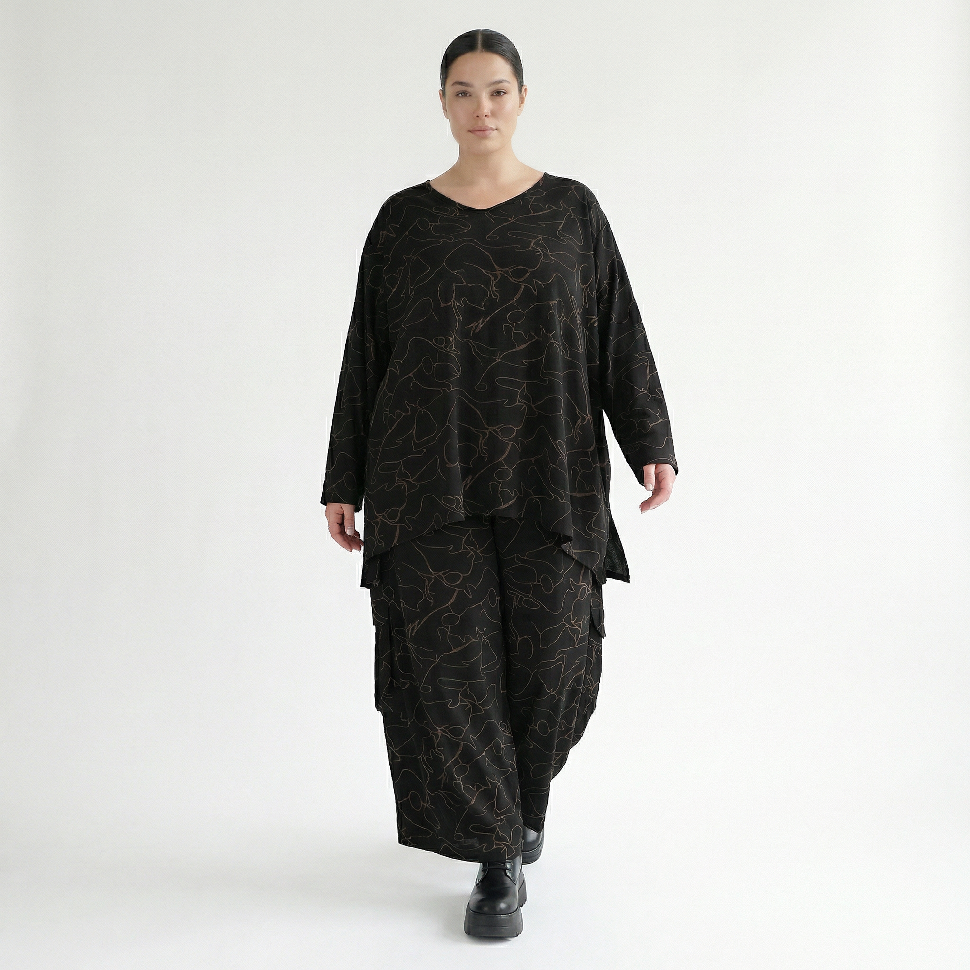  A-Form Bigshirt von AKH Fashion aus Viskose, 1545.00593, Schwarz/Braun, Kringel, Ausgefallen