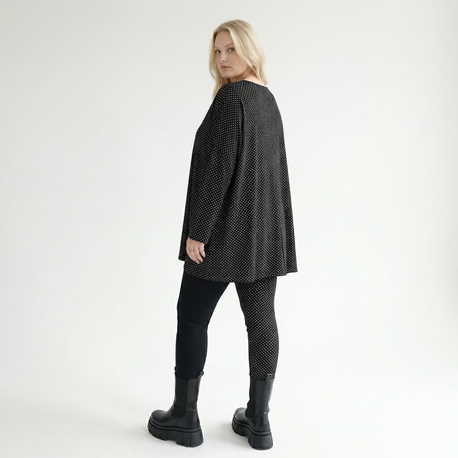  A-Form Bigshirt von AKH Fashion aus Viskose, 1558.00593, Schwarz/Weiß, Punkte, Ausgefallen