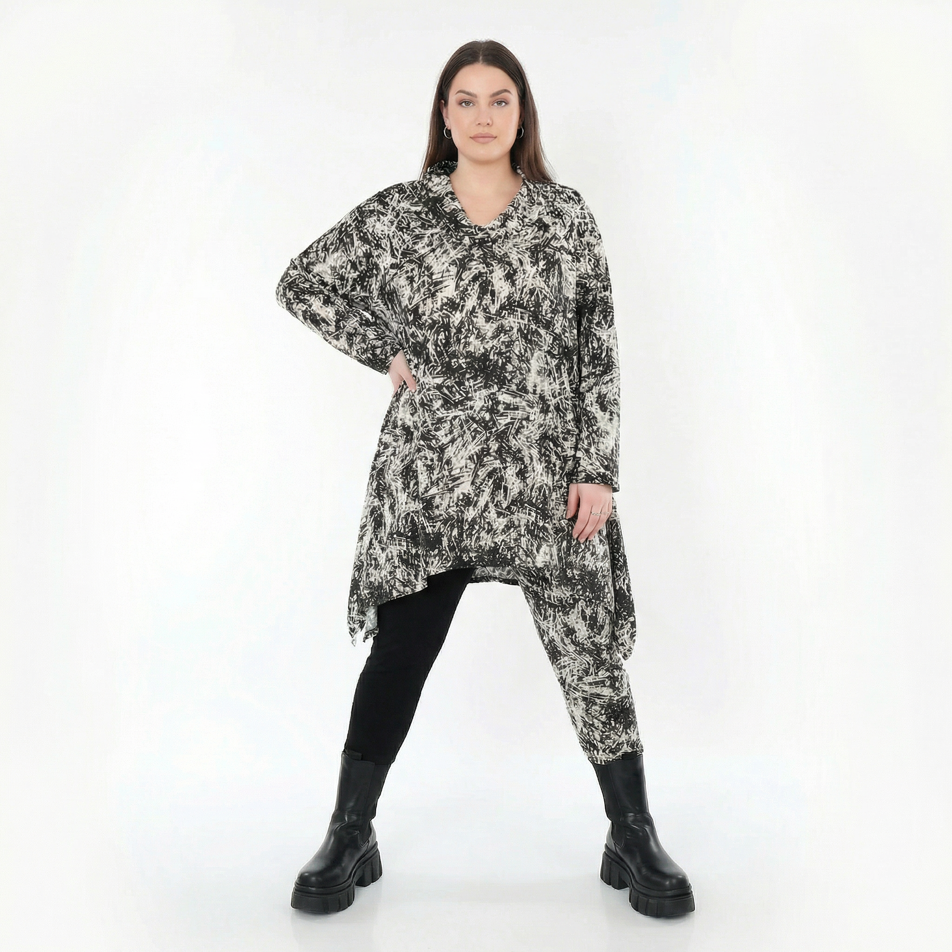  A-Form Bigshirt von AKH Fashion aus Viskose, 1559.03371, Schwarz/Weiß, Abstrakt, Ausgefallen