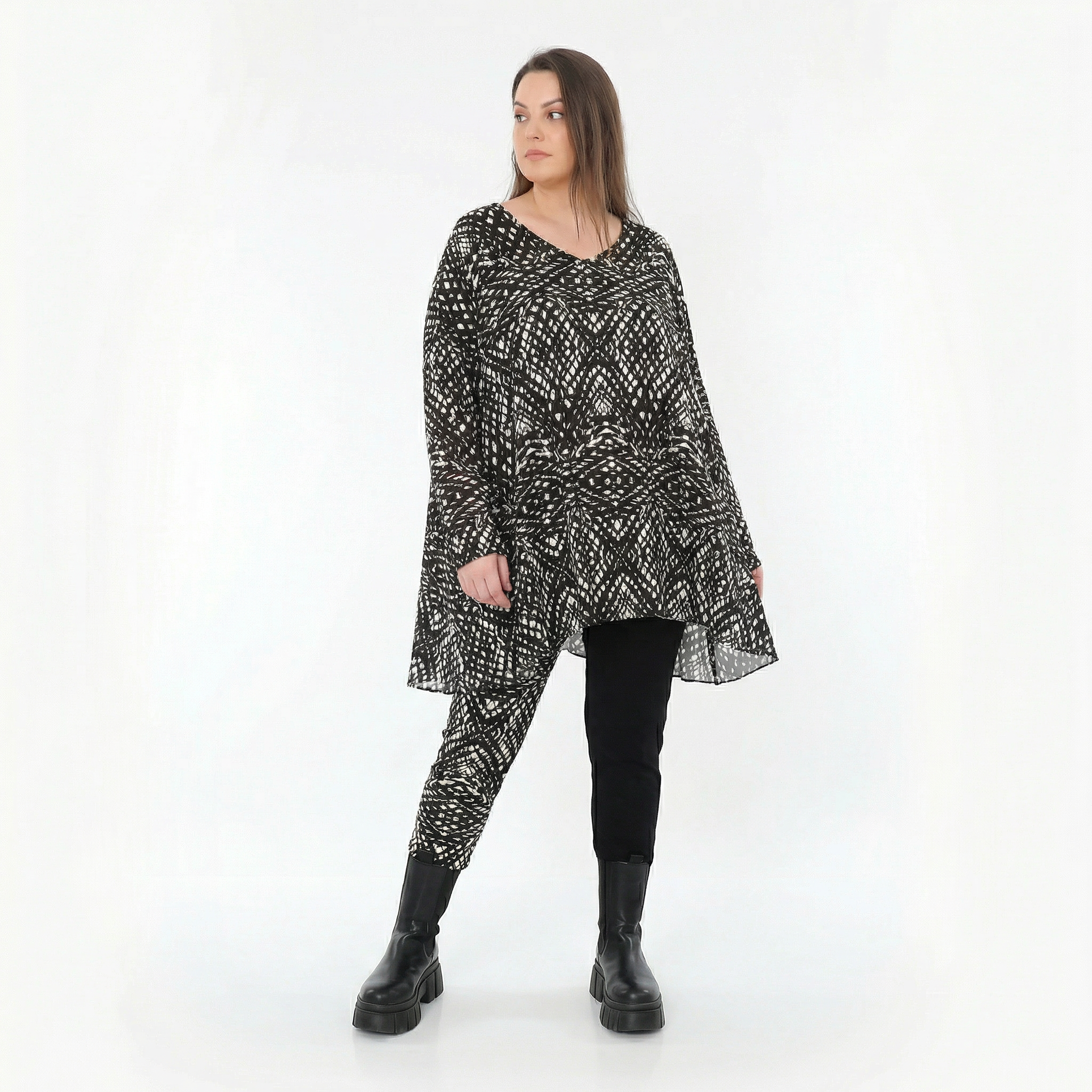  A-Form Bigshirt von AKH Fashion aus Viskose, 1560.00593, Schwarz/Weiß, Abstrakt, Ausgefallen