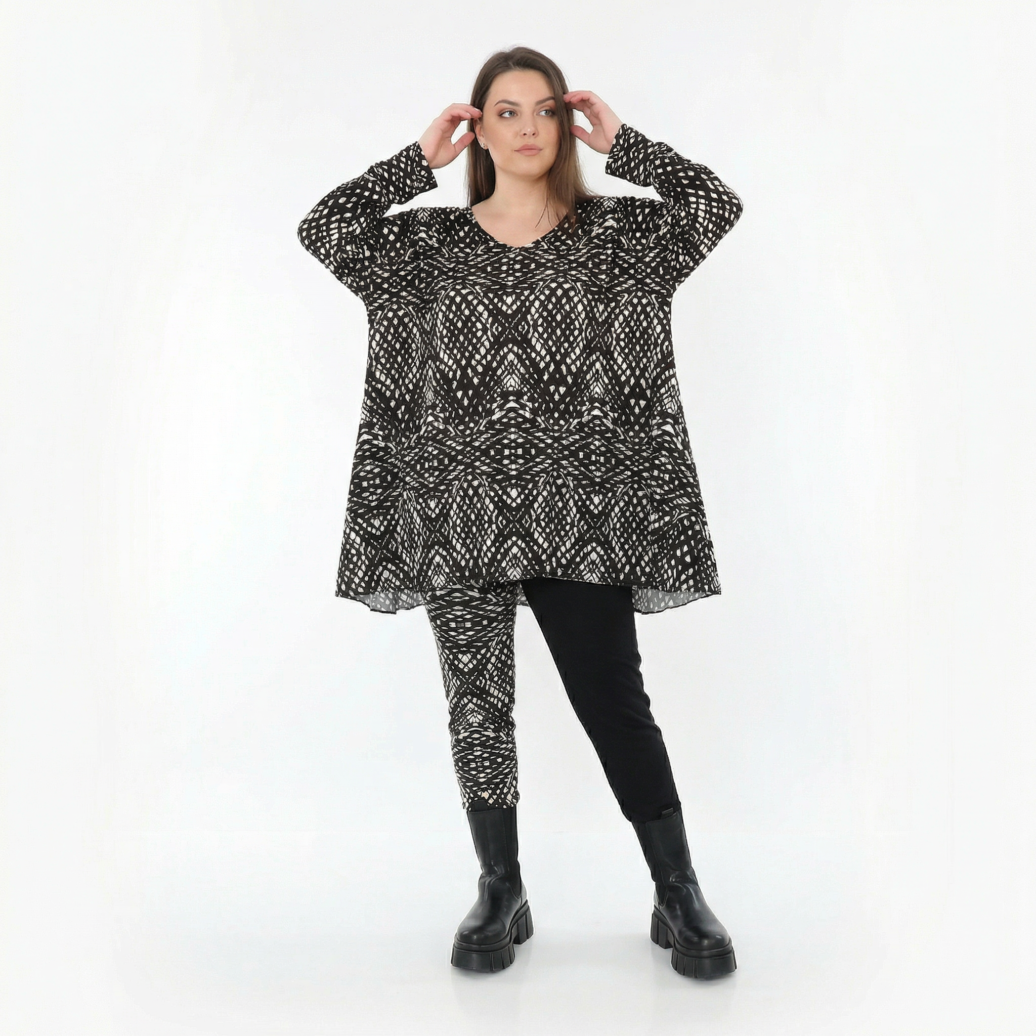  A-Form Bigshirt von AKH Fashion aus Viskose, 1560.00593, Schwarz/Weiß, Abstrakt, Ausgefallen
