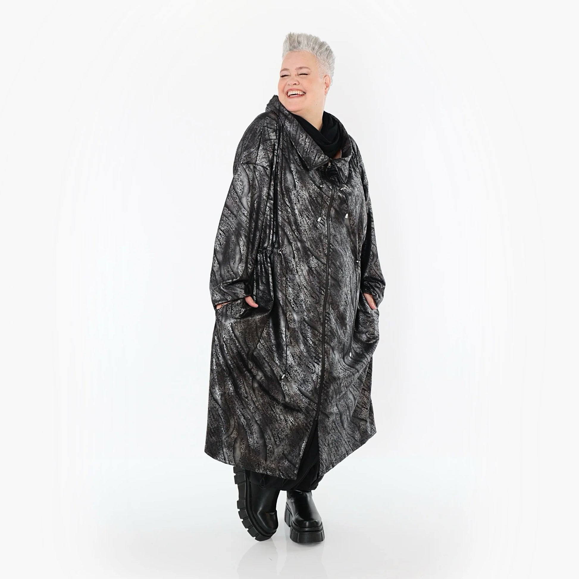  AKH Premium Mantel in gerader Form, aus Viskose, P1019.7155, Silber/Schwarz, Zebra, Schick