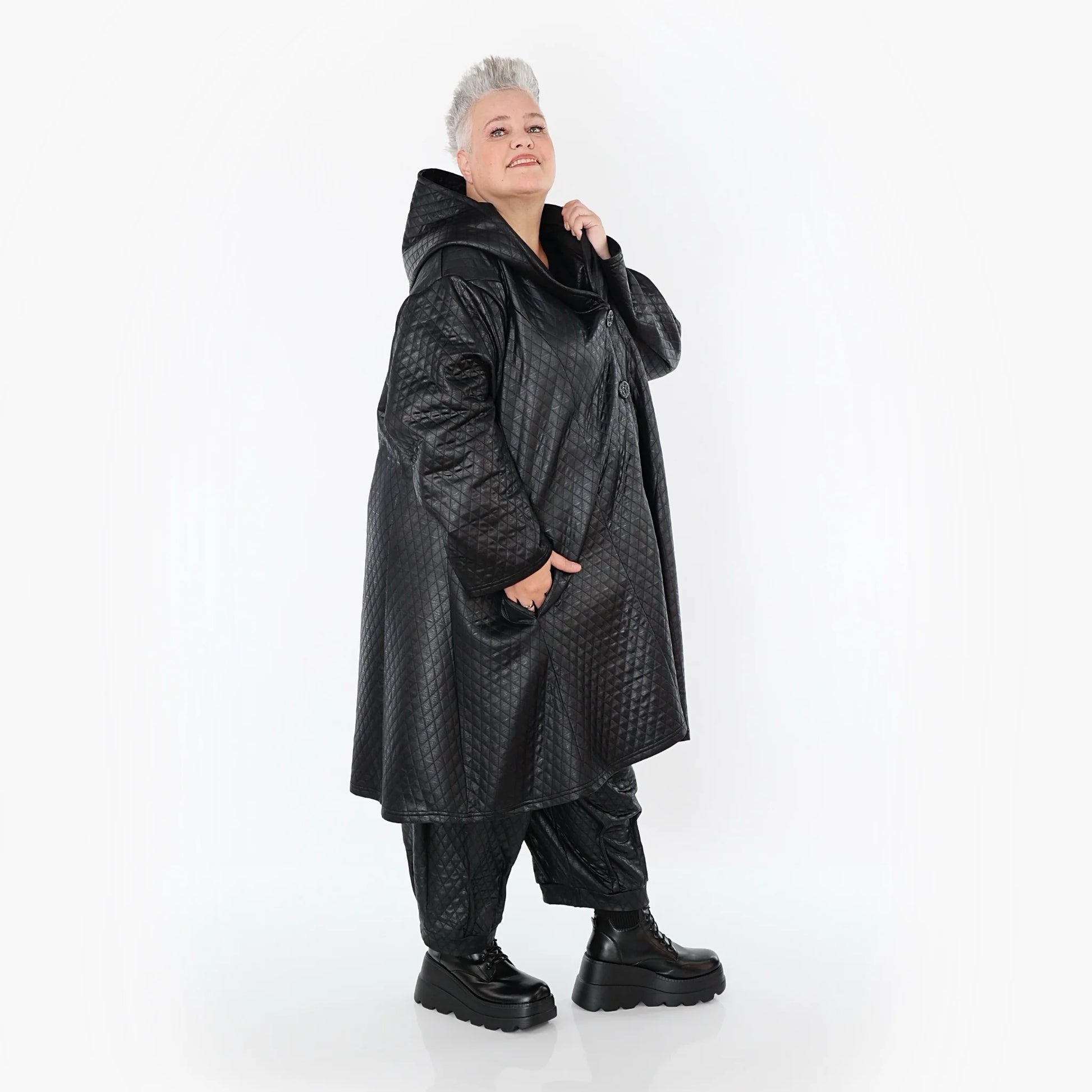  A-Form Jacke von AKH Premium aus Viskose, P1021.7163, Schwarz, Raute, Ausgefallen, Zeitlos