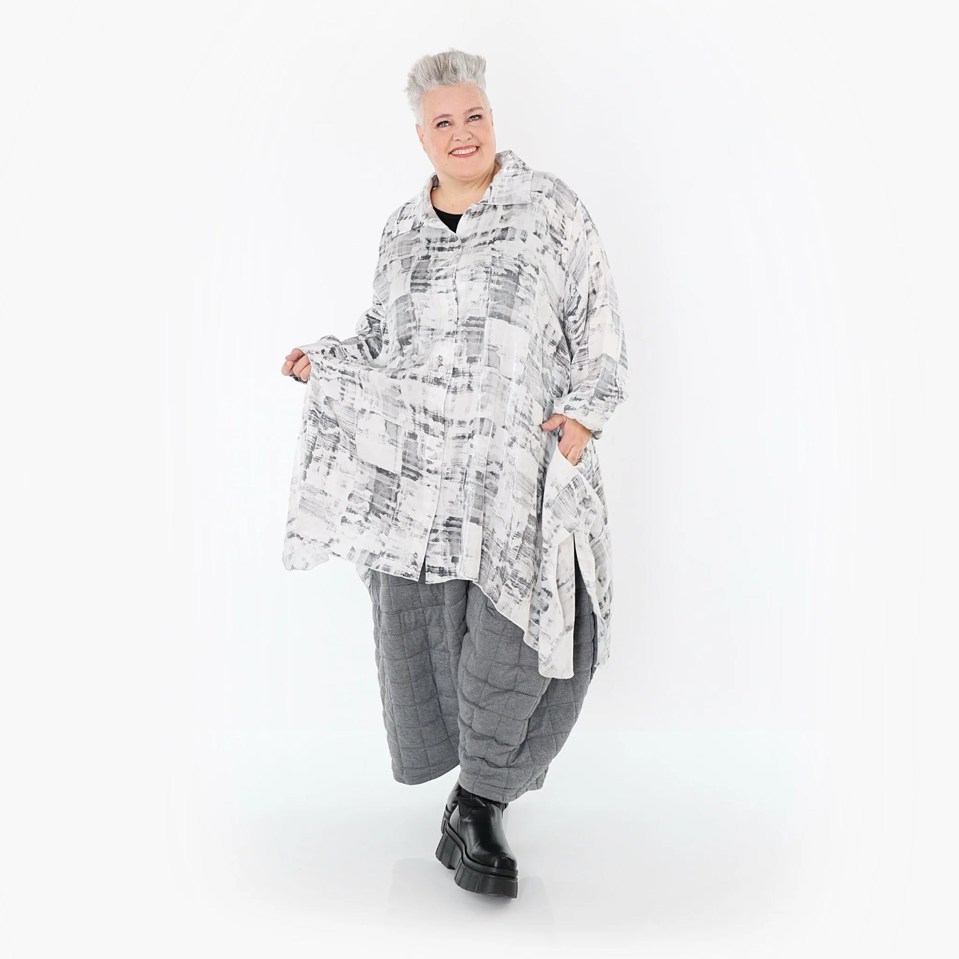  A-Form Bluse von AKH Premium aus Viskose, P106917, Weiß/Grau, Grafik, Ausgefallen, Zeitlos