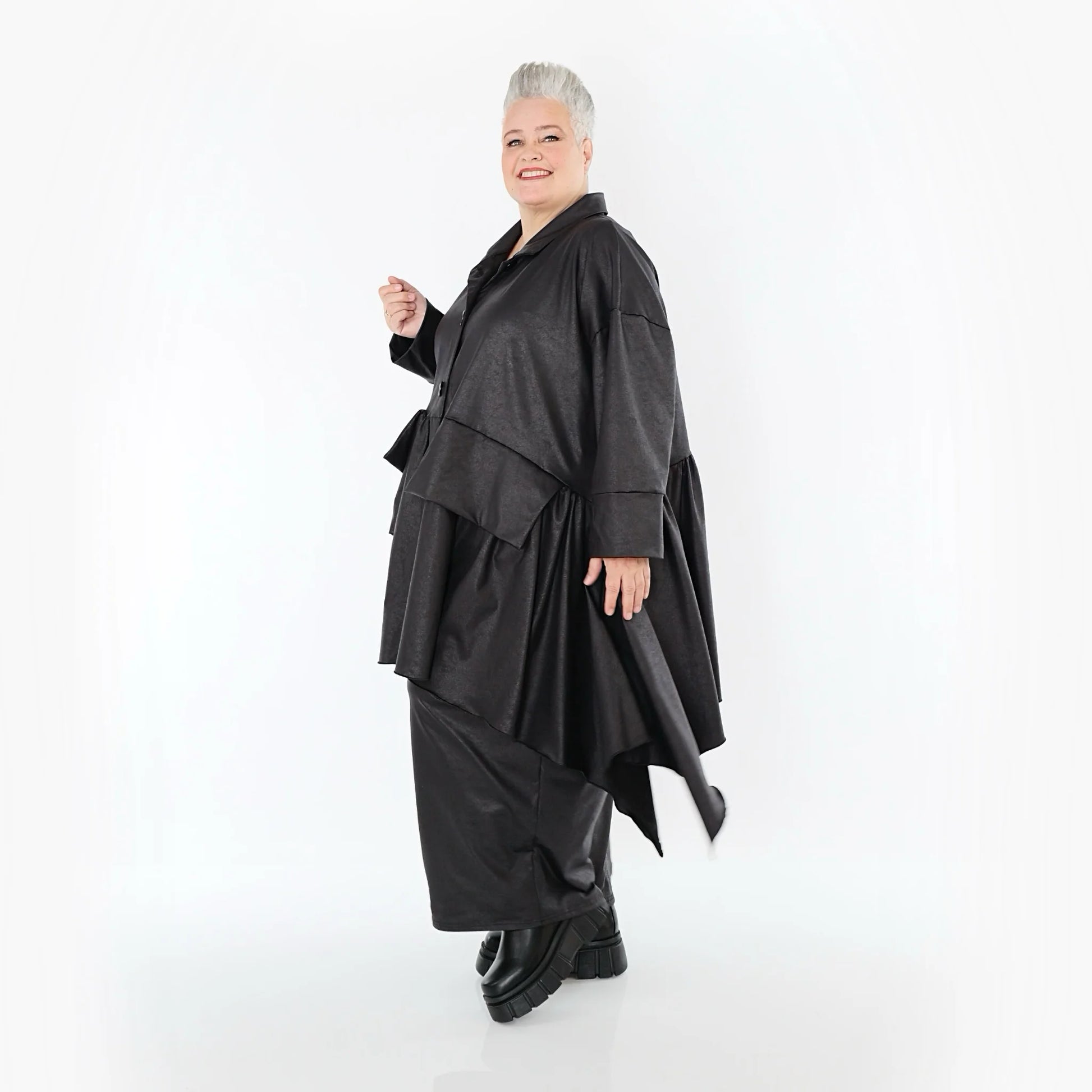  A-Form Jacke von AKH Premium aus Materialmix, P1027.7147, Schwarz, Ausgefallen, Zeitlos