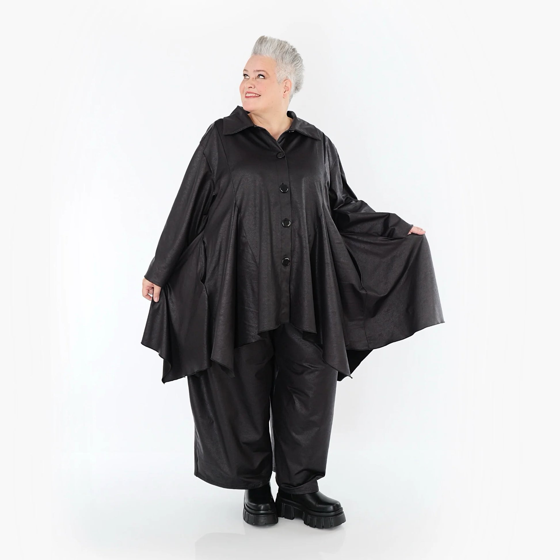  AKH Premium Jacke in Glocken-Form, aus Materialmix, P1027.7148, Schwarz, Ausgefallen