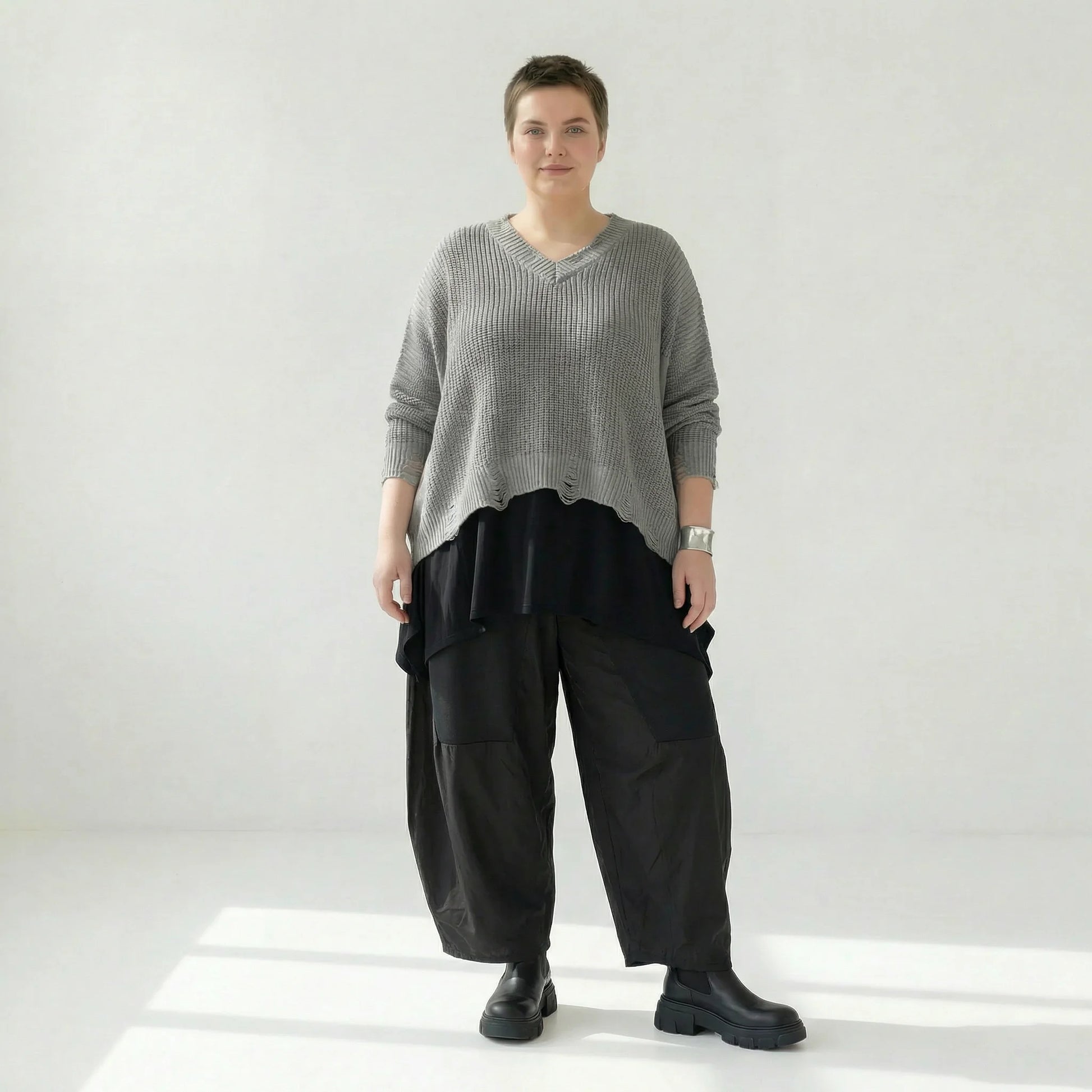  AKH Premium Überwurf in kastiger Form, aus Baumwolle, P1032.2602, Grau, Ausgefallen