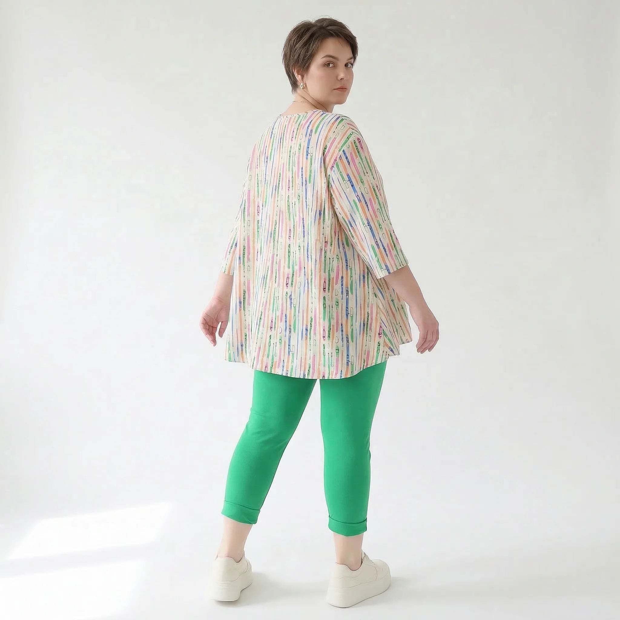 Ausgefallenes Glockenshirt aus feinem Jersey im zeitlosen Lagenlook mit weichem Stretch, Ecru/Fuchsia/Multi