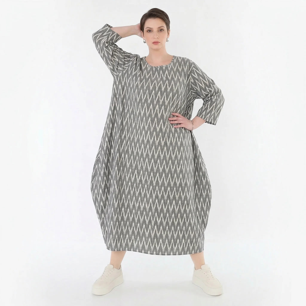 Luftiges Ballonkleid aus hochwertigem Leinen im ausgefallenen ZickZack Design für den Lagenlook, Grau/Ecru