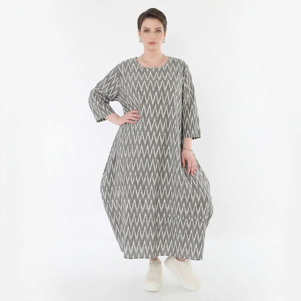 Luftiges Ballonkleid aus hochwertigem Leinen im ausgefallenen ZickZack Design für den Lagenlook, Grau/Ecru