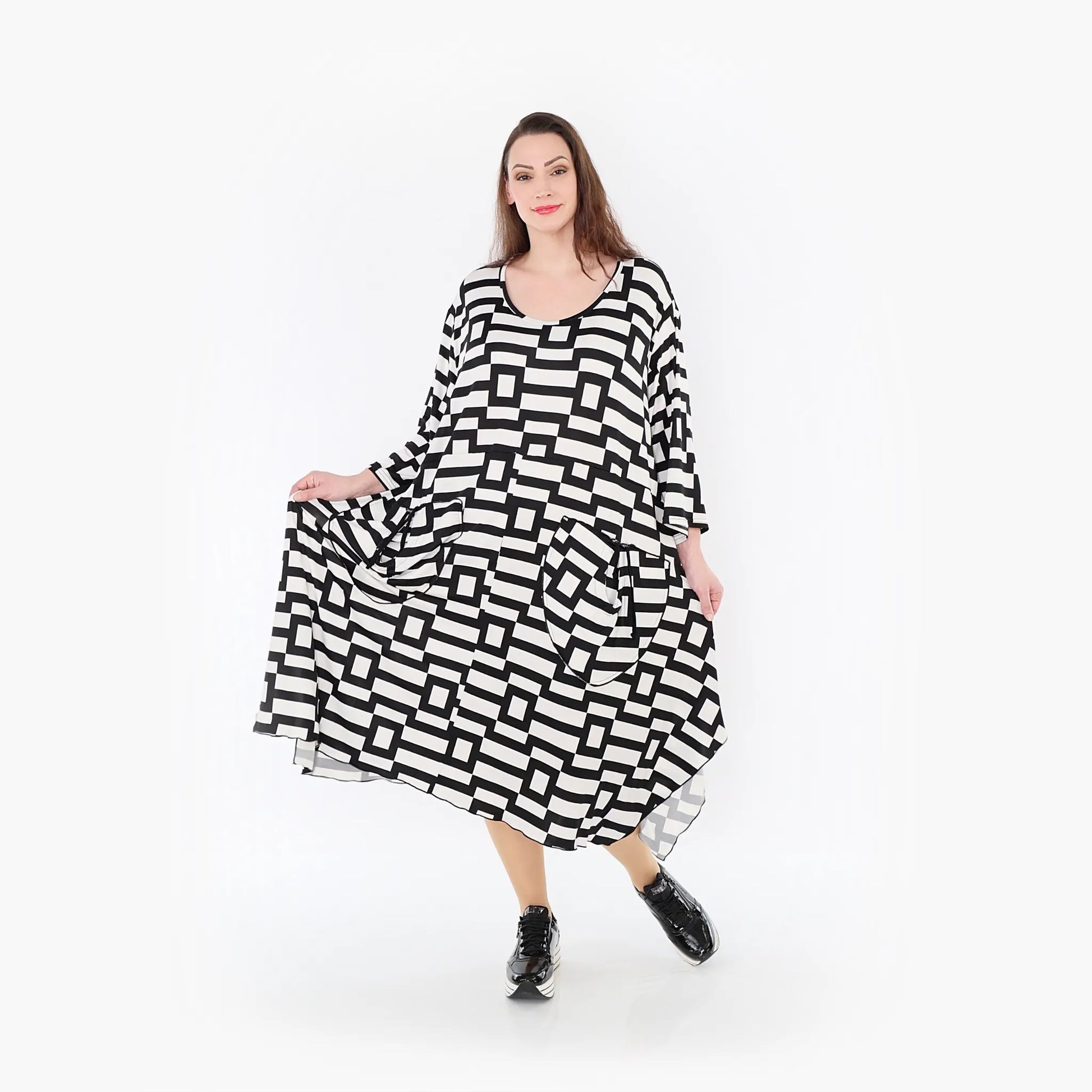  Ballonkleid von AKH Fashion aus Materialmix, 1314.06025, Weiß/Schwarz, Kariert, Schick