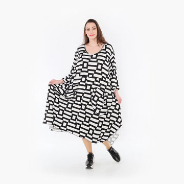  Ballonkleid von AKH Fashion aus Materialmix, 1314.06025, Weiß/Schwarz, Kariert, Schick