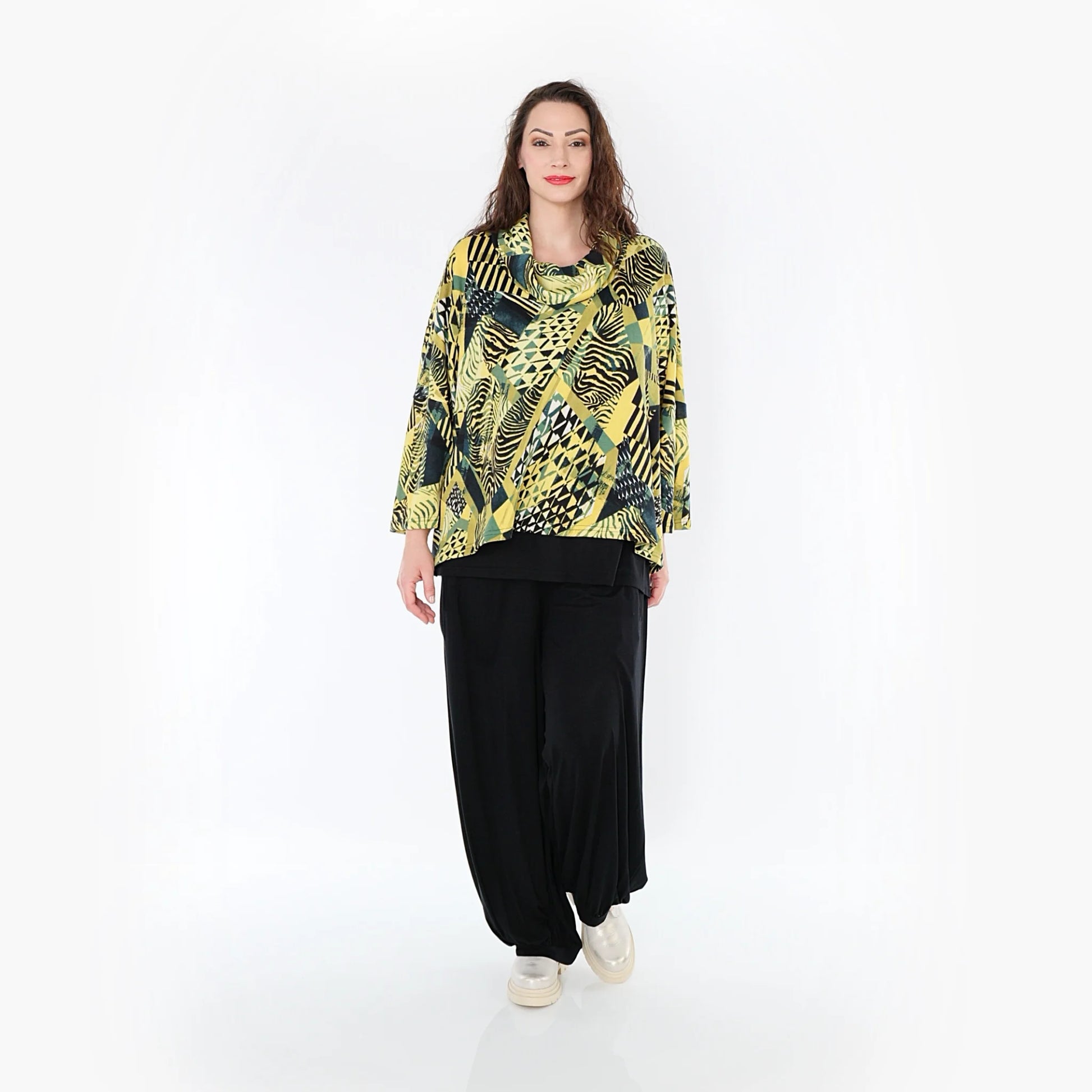  AKH Fashion Bigshirt in kastiger Form, aus Viskose, 1396.03019, Senf-Olive-Schwarz, Grafik