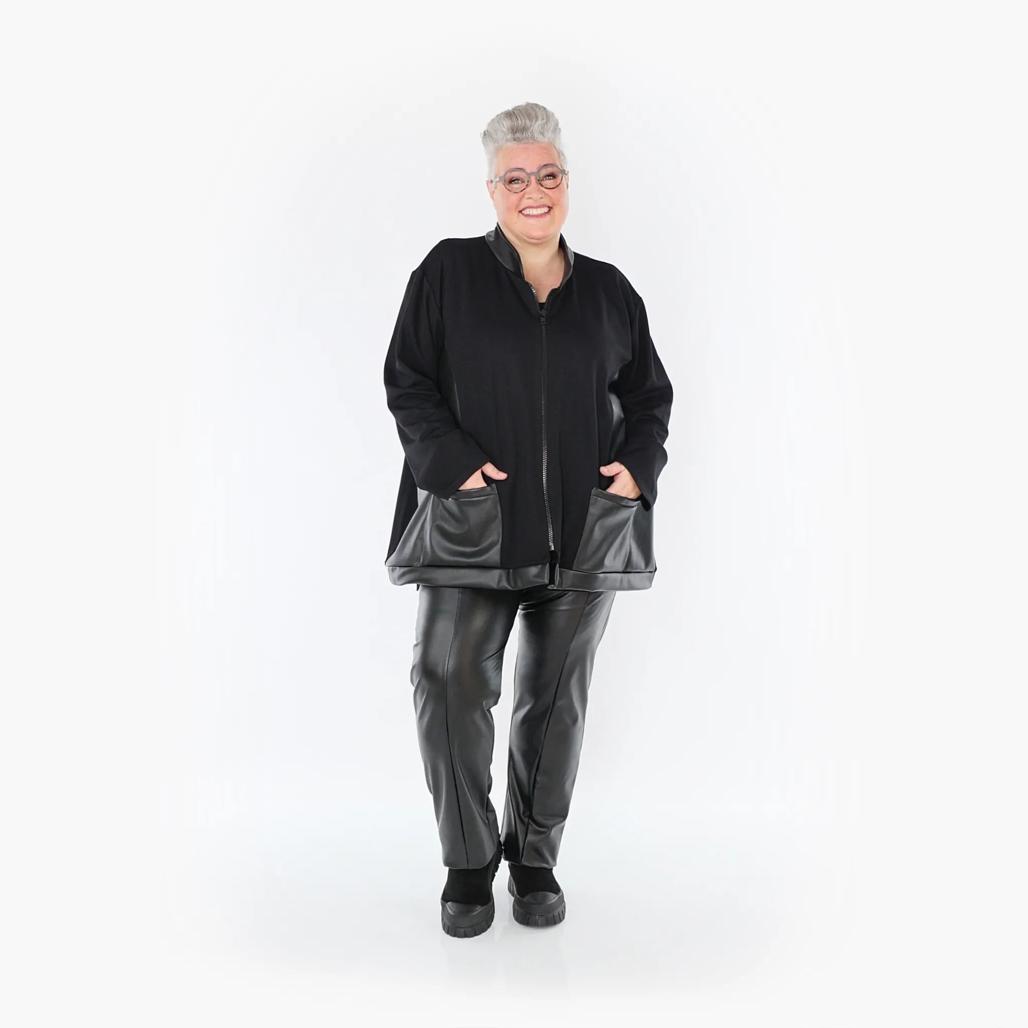  AKH Fashion Jacke in kastiger Form, aus Polyester, 1414.07017, Schwarz, Schick, Modern