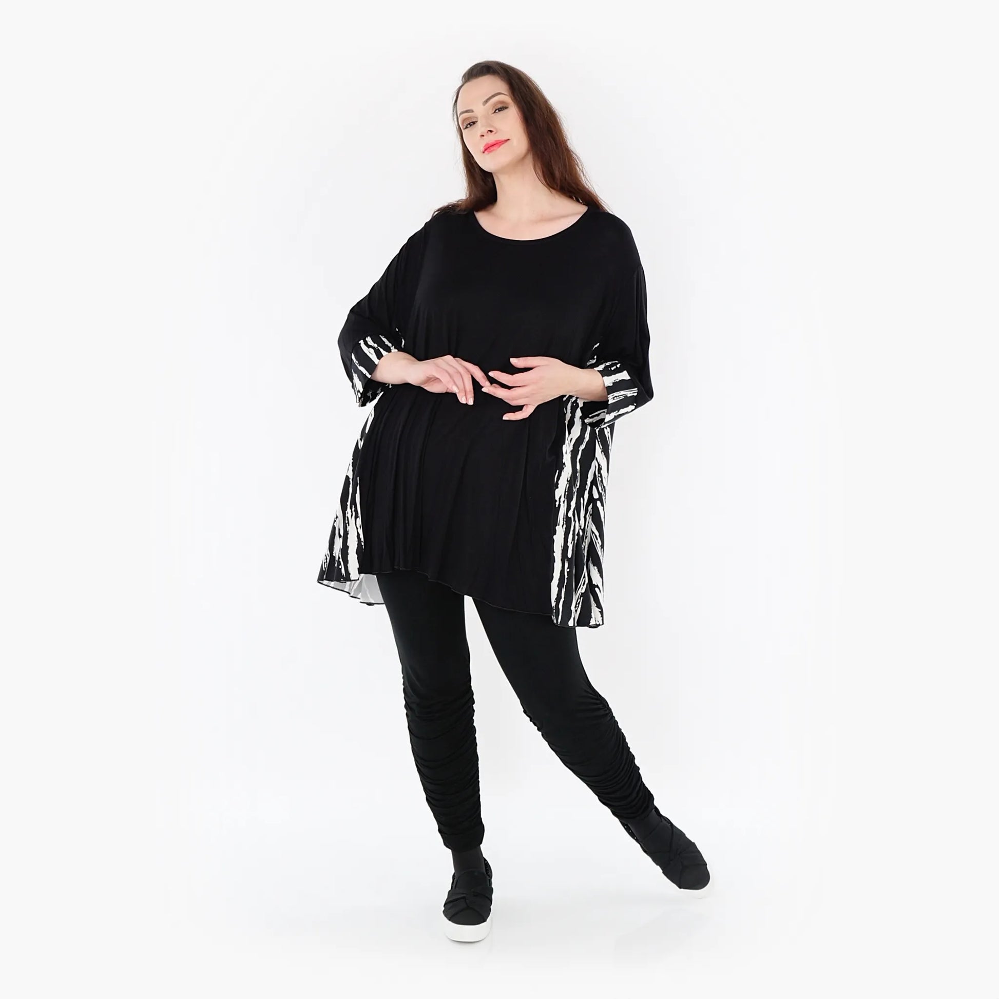  A-Form Bigshirt von AKH Fashion aus Baumwolle, 1418.00593, Schwarz/Weiß, Schick, Modern