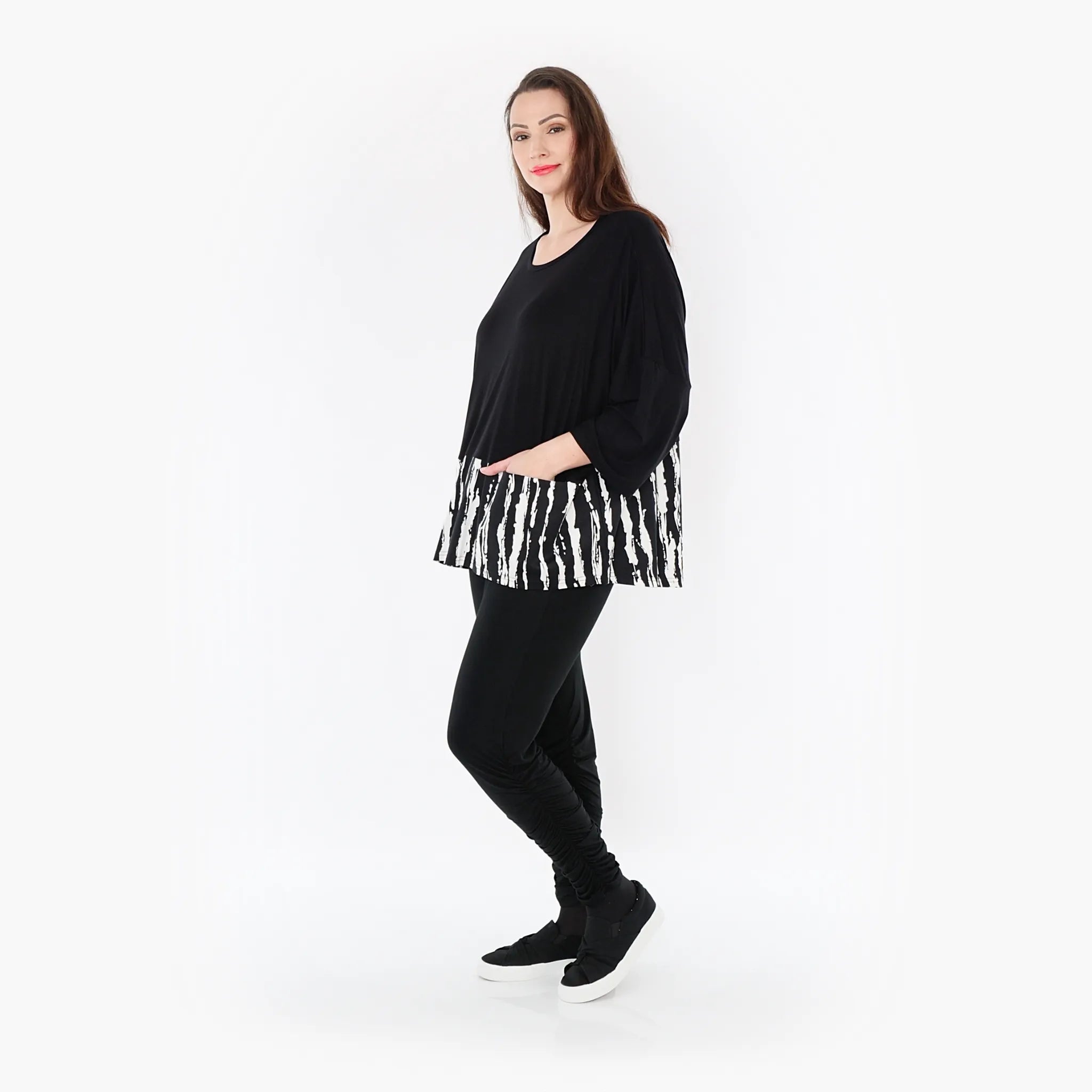 AKH Fashion Bigshirt in kastiger Form, aus Baumwolle, 1418.06888, Schwarz/Weiß, Schick
