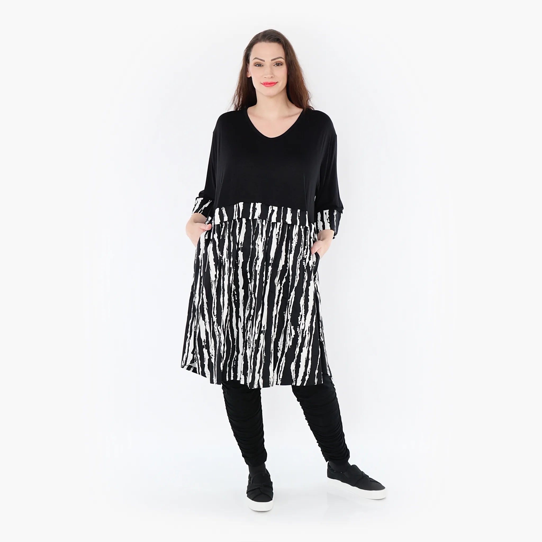  A-Form Shirt von AKH Fashion aus Viskose, 1418.06900, Schwarz/Weiß, Schick, Modern, Bequem