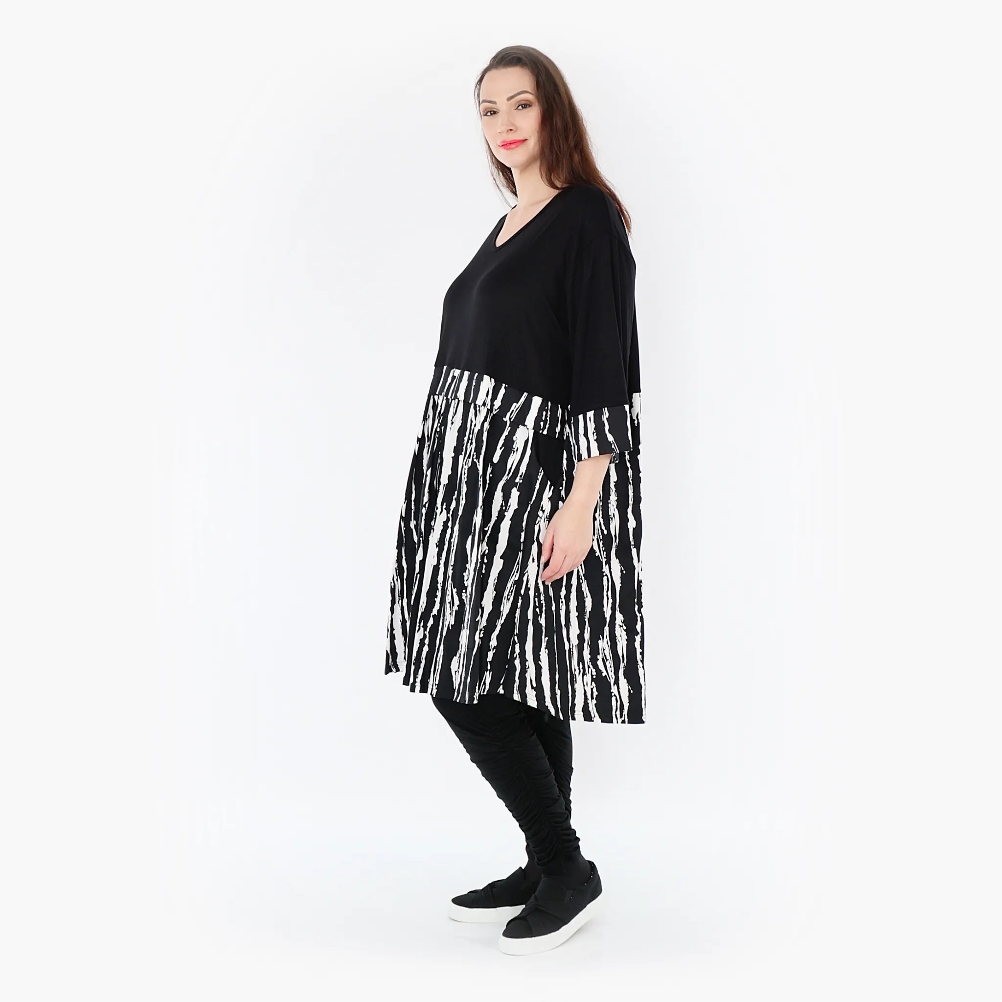  A-Form Shirt von AKH Fashion aus Viskose, 1418.06900, Schwarz/Weiß, Schick, Modern, Bequem