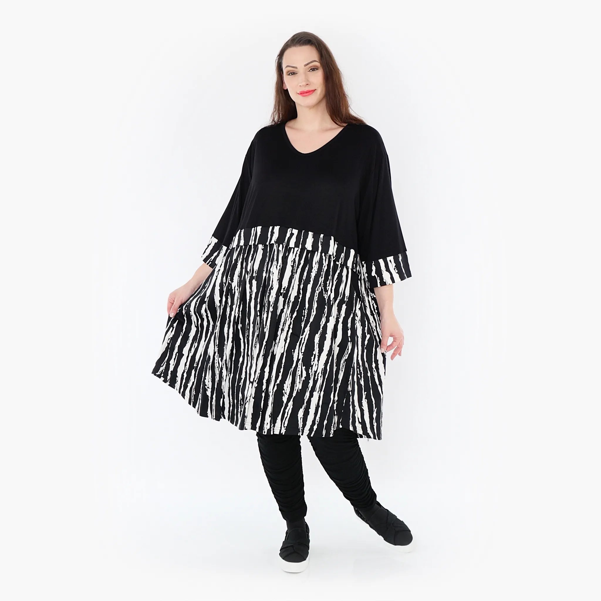  A-Form Shirt von AKH Fashion aus Viskose, 1418.06900, Schwarz/Weiß, Schick, Modern, Bequem