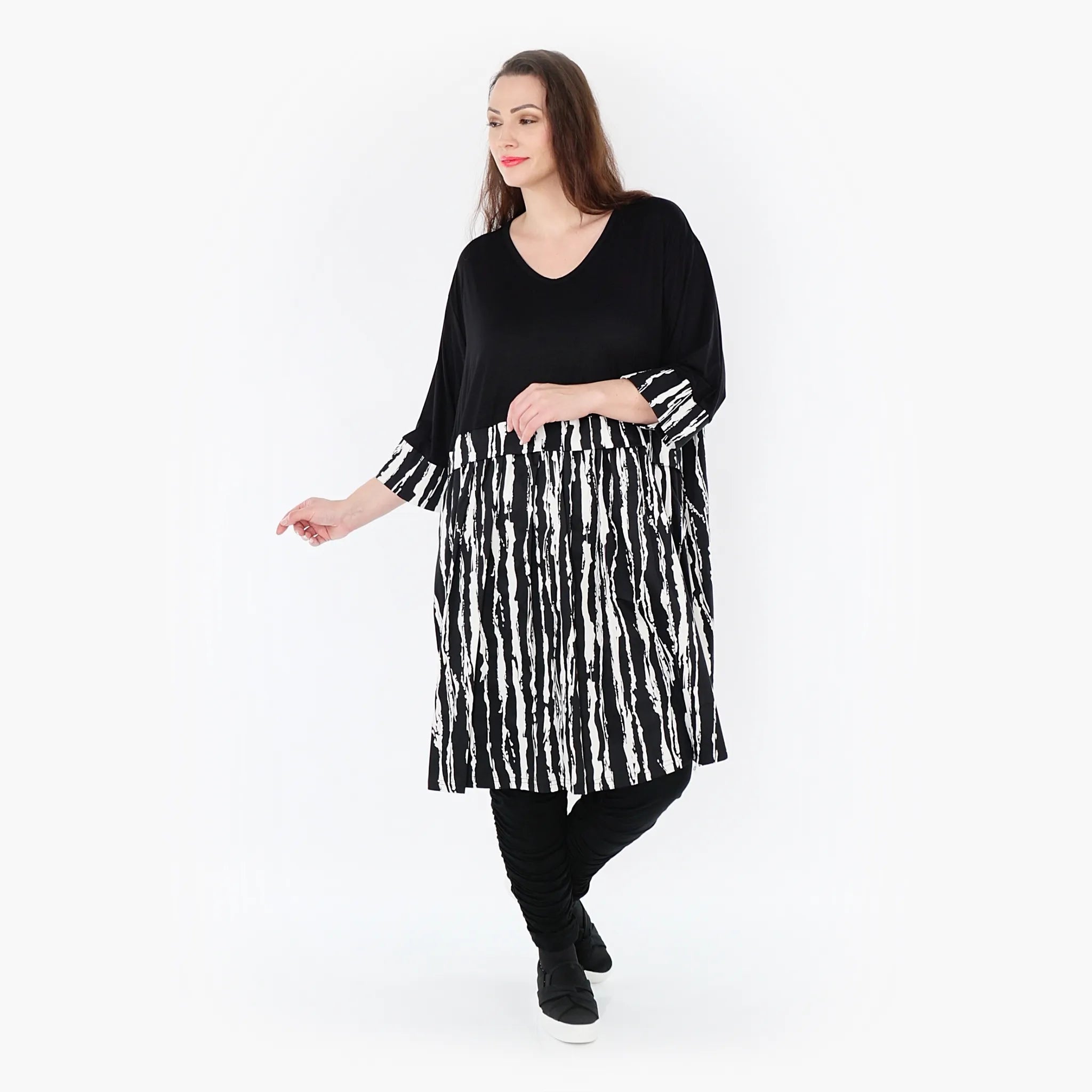  A-Form Shirt von AKH Fashion aus Viskose, 1418.06900, Schwarz/Weiß, Schick, Modern, Bequem