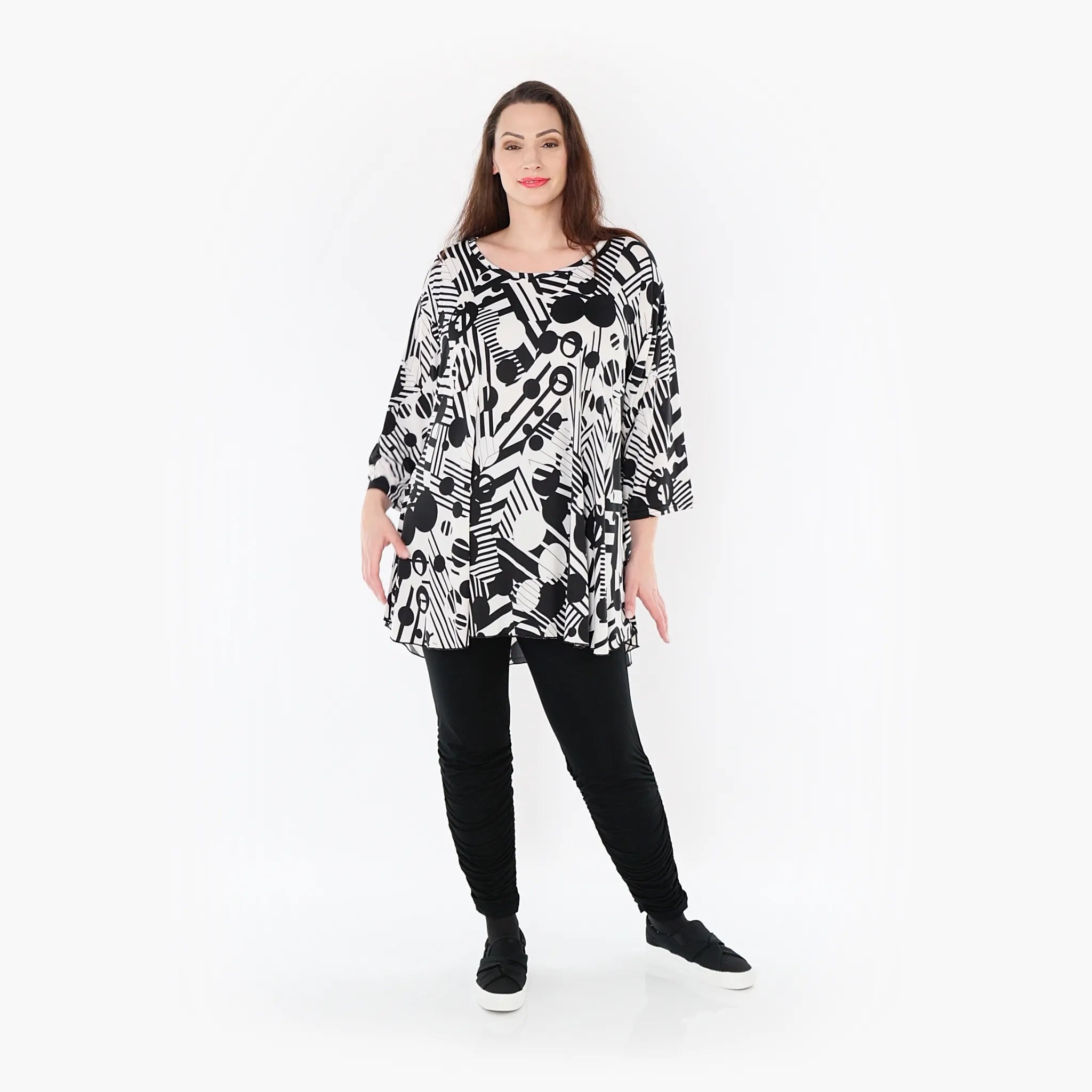  AKH Fashion Shirt in Glocken-Form, aus Viskose, 1401892, Schwarz/Weiß, Punkte, Schick