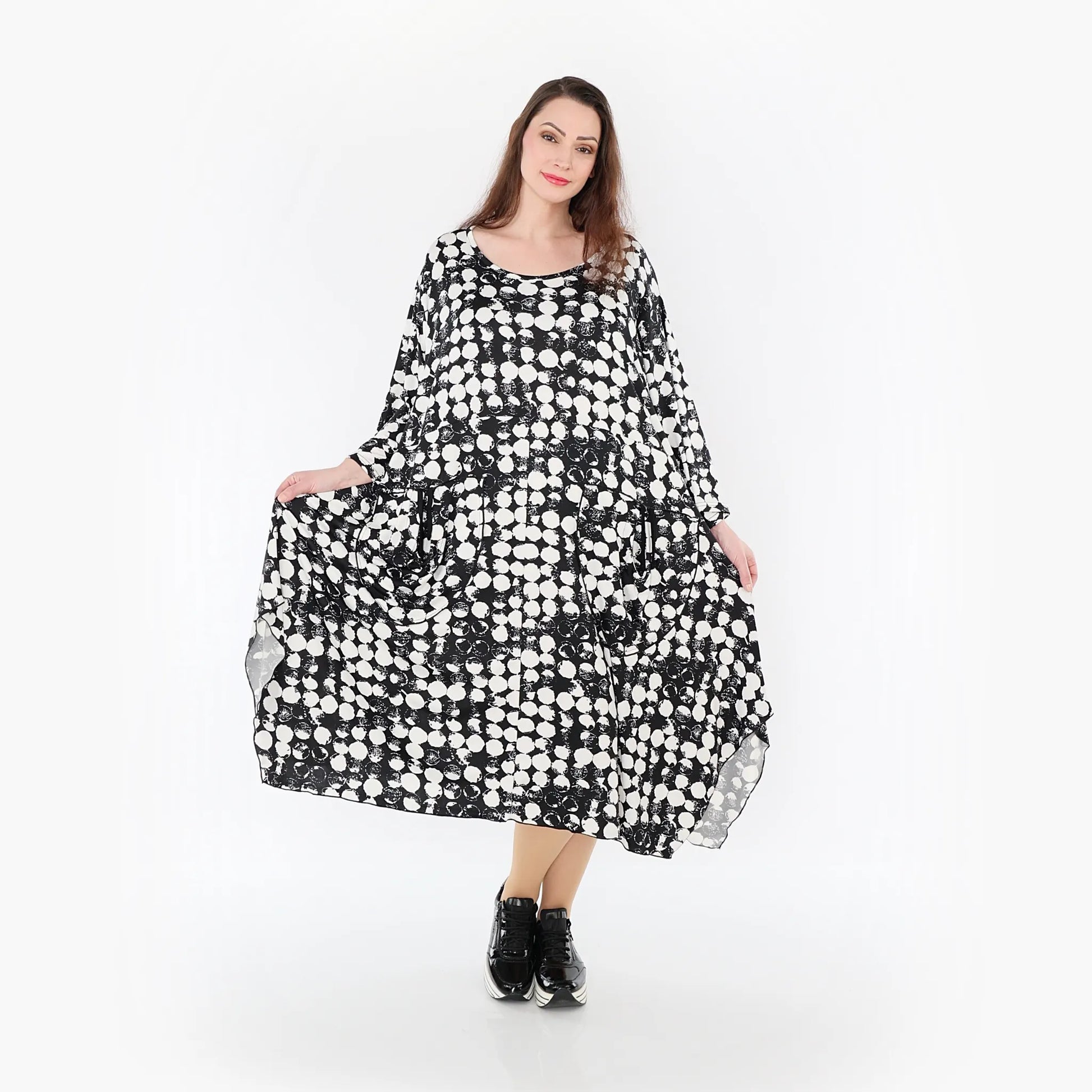  Ballonkleid von AKH Fashion aus Materialmix, 1433.06025, Schwarz/Weiß, Schick, Modern