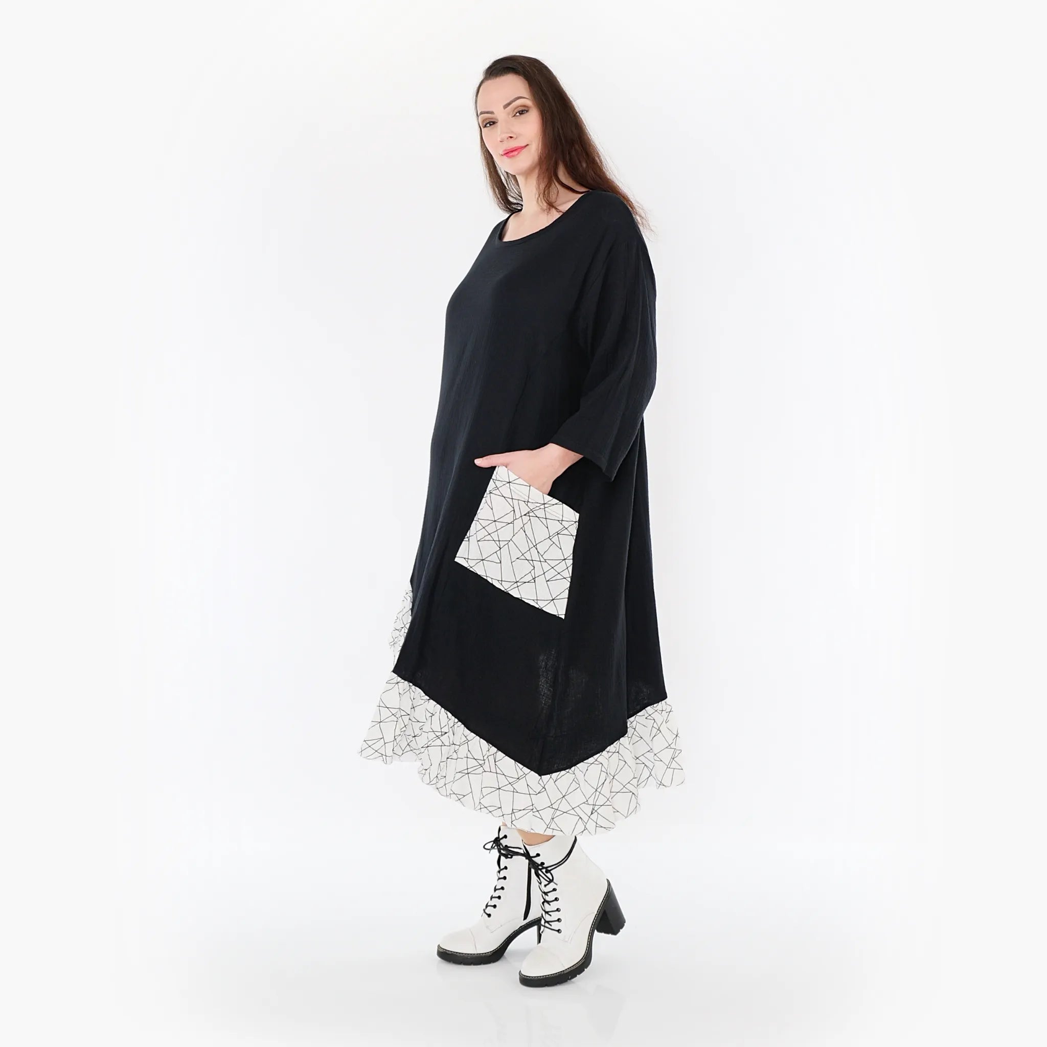  AKH Fashion Kleid in asymmetrischer Form, aus Baumwolle, 1441.07024, Schwarz/Weiß, Schick