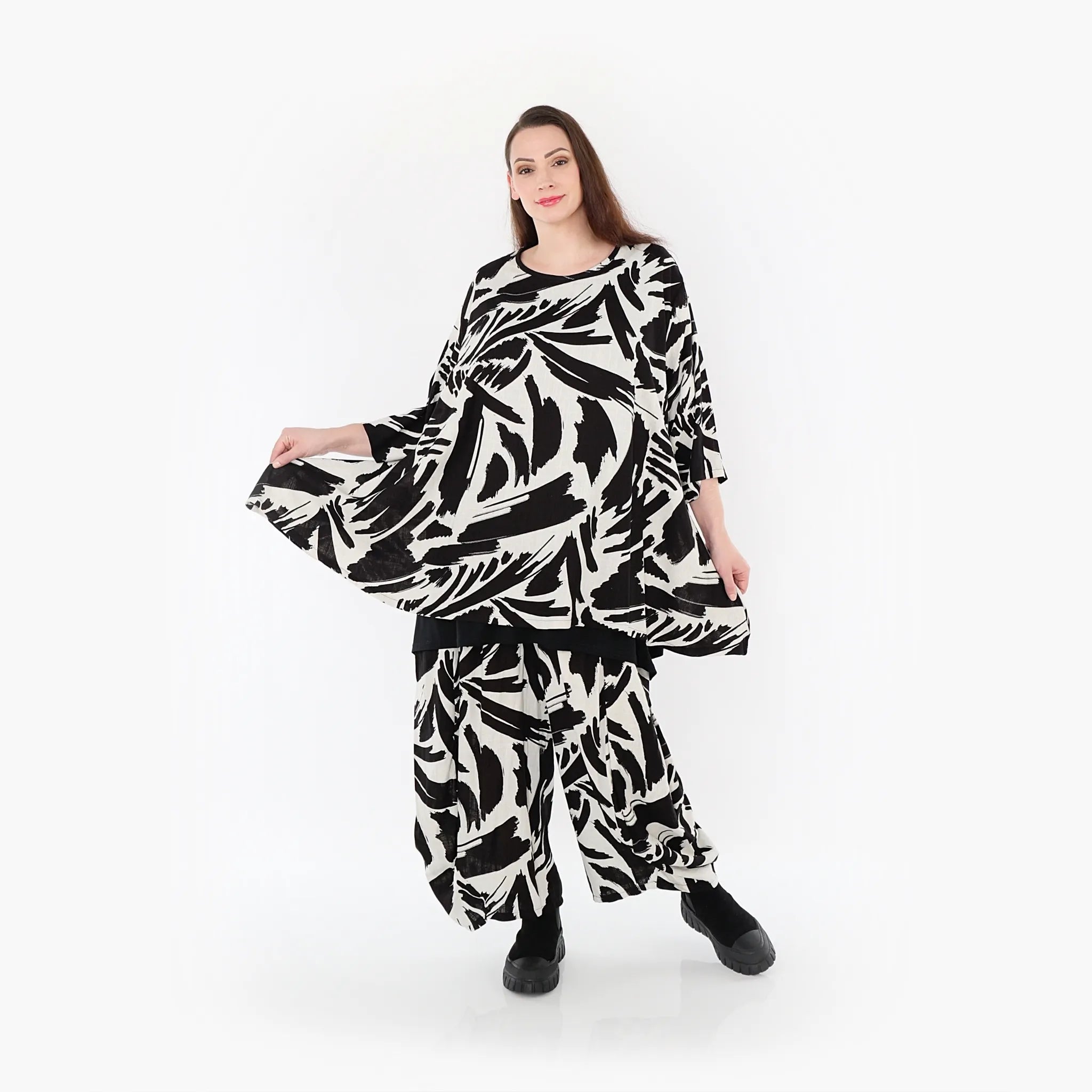  A-Form Bigshirt von AKH Fashion aus Viskose, 1442.00593, Ecru/Schwarz, Schick, Modern, Bequem