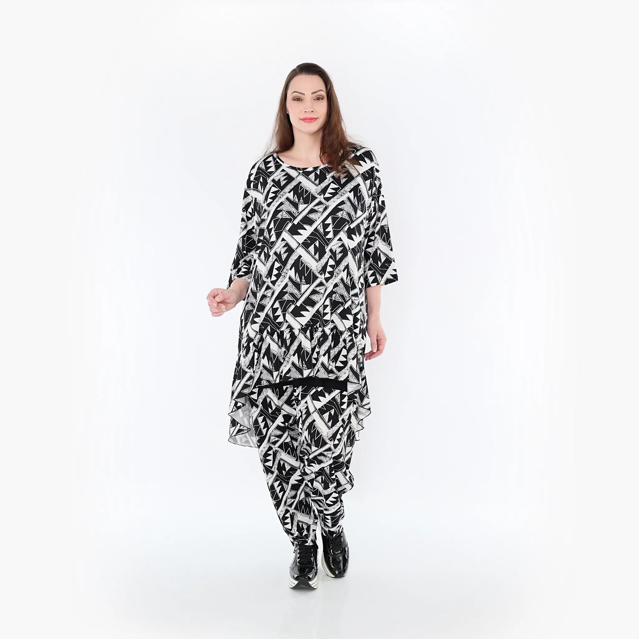  AKH Fashion Bigshirt in Vokuhila-Form, aus Materialmix, 1453.06837, Schwarz/Weiß, Abstrakt
