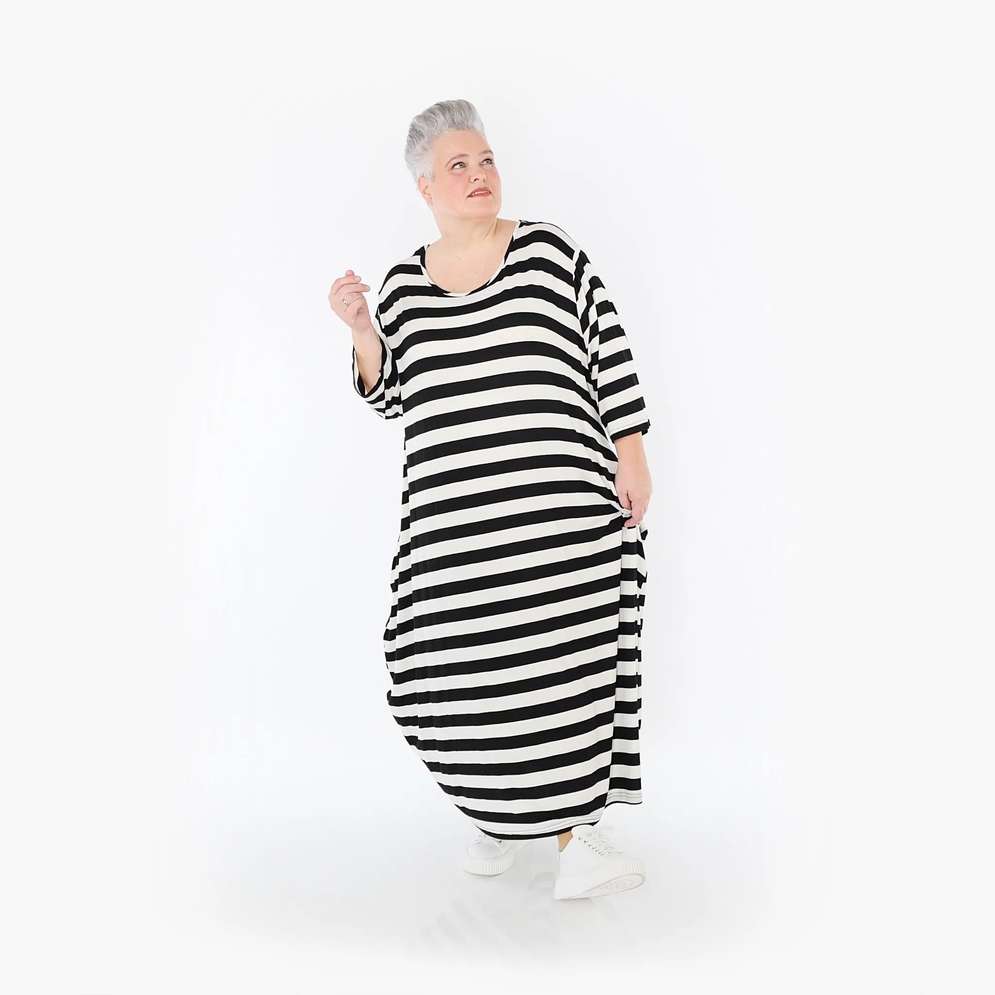  Ballonkleid von AKH Fashion aus Viskose, 1459.01926, Weiß/Schwarz, Blockstreifen, Schick