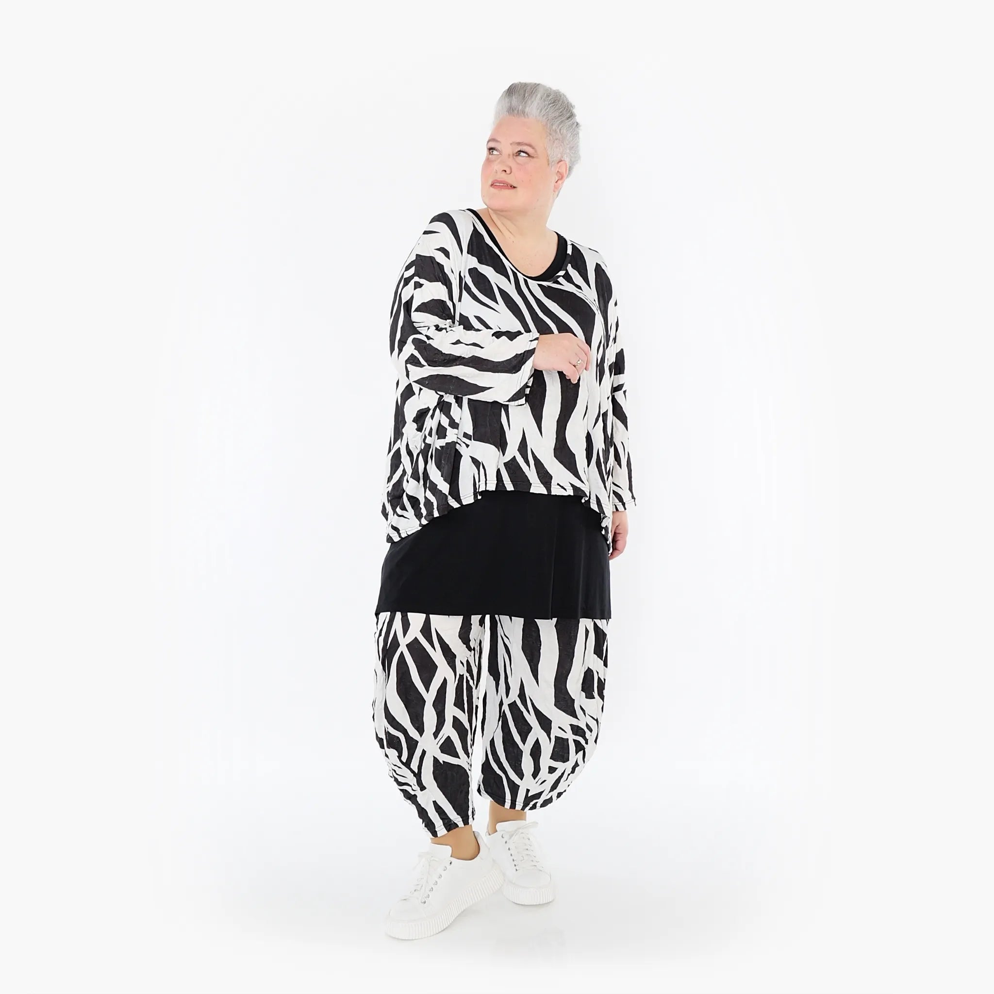  AKH Fashion Bigshirt in kastiger Form, aus Viskose, 1460.03018, Schwarz/Weiß, Zebra, Schick